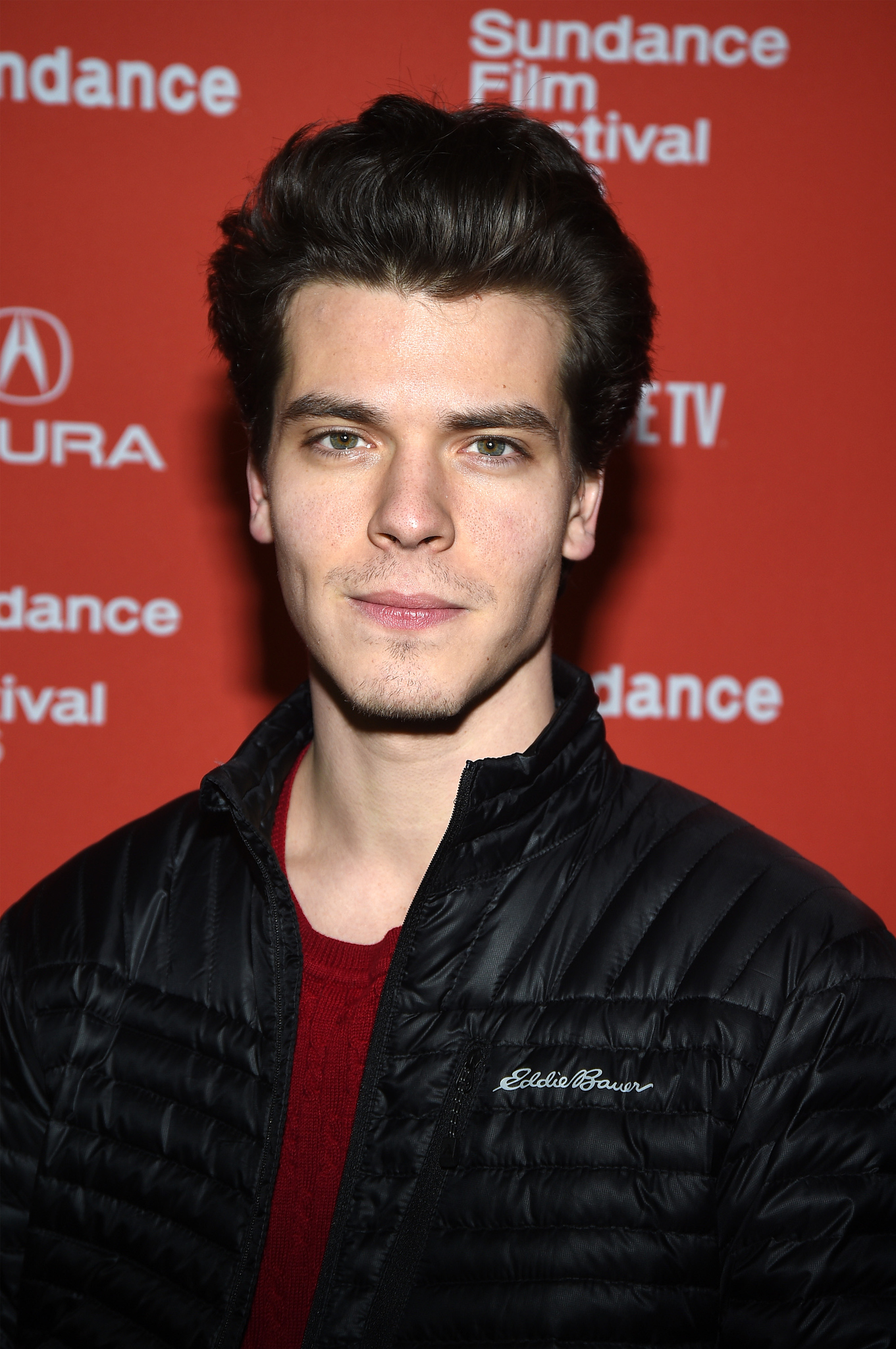 actor Gus Halper large photo