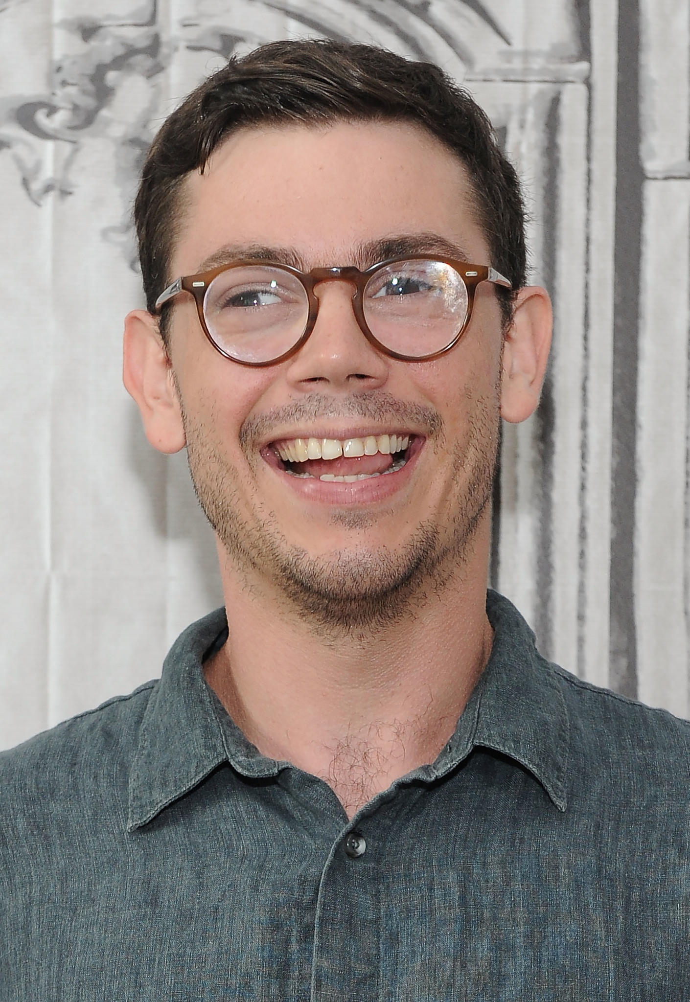 actor Ryan O'Connell large photo