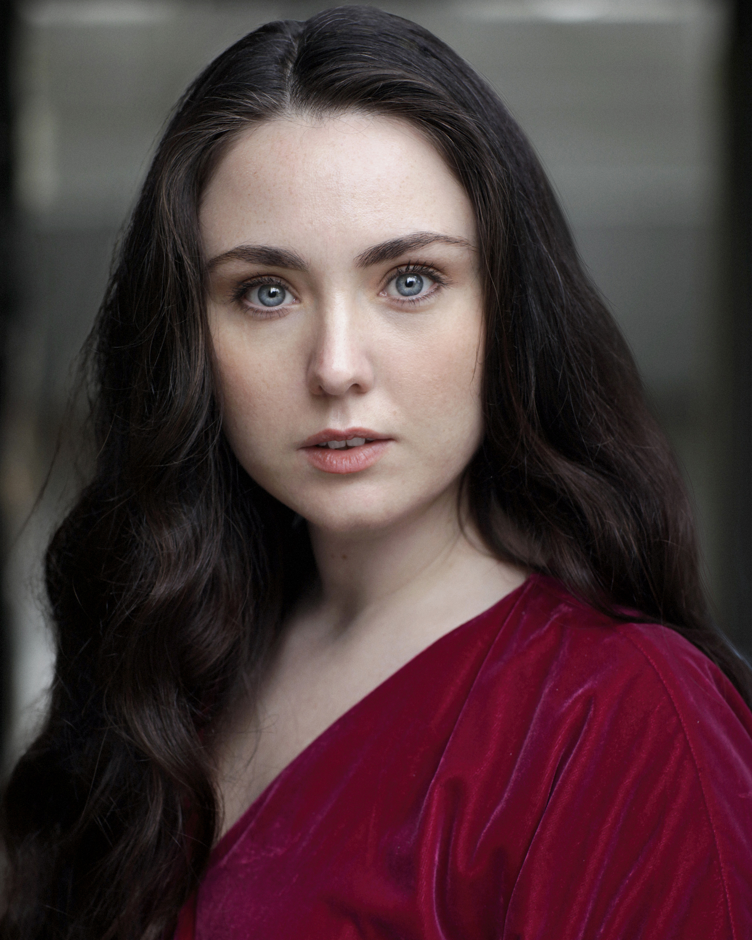 actor Roisin O'Neill large photo