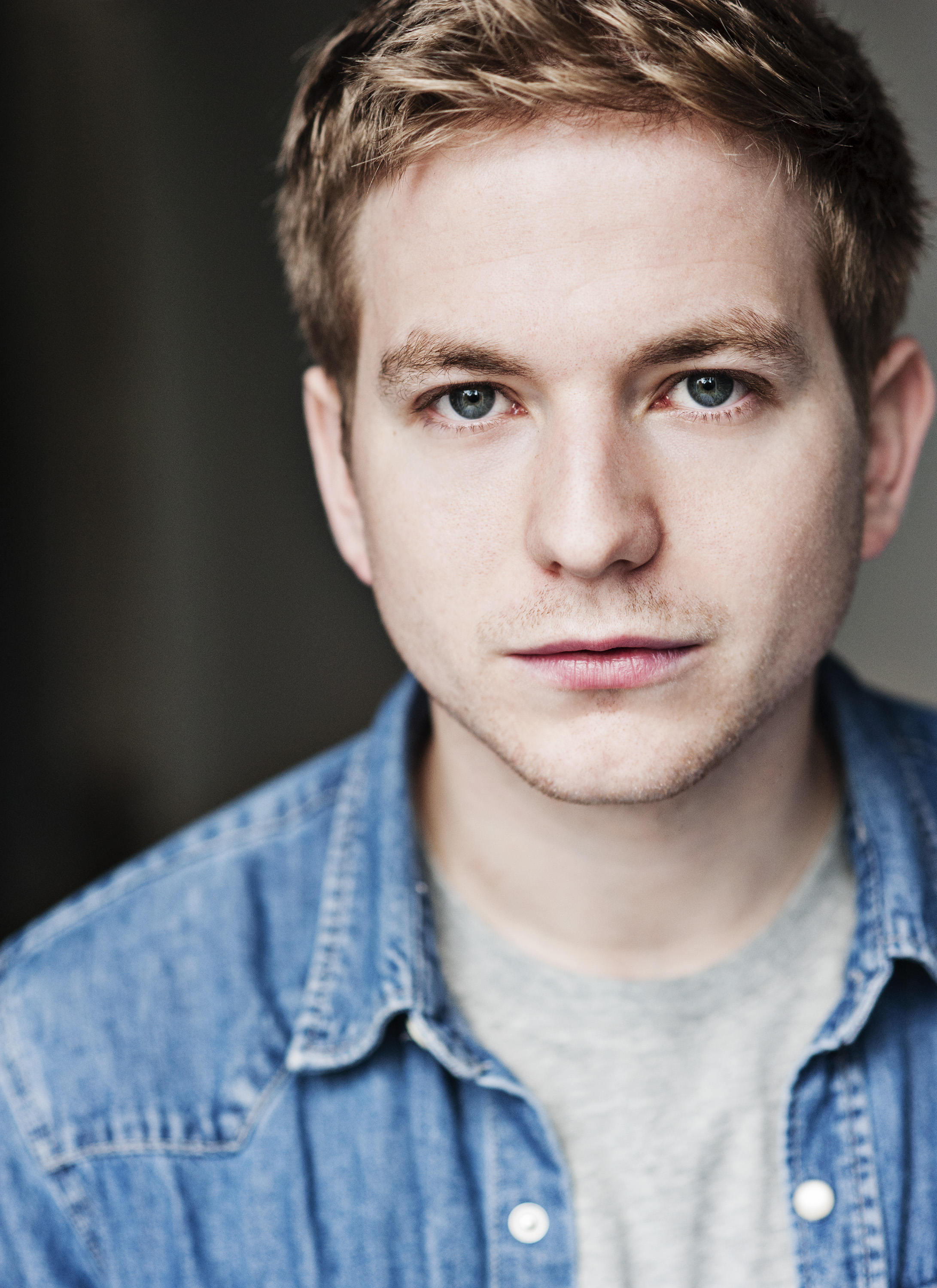 actor Harry McEntire large photo