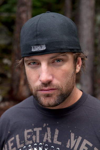 actor T.J. Lavin large photo