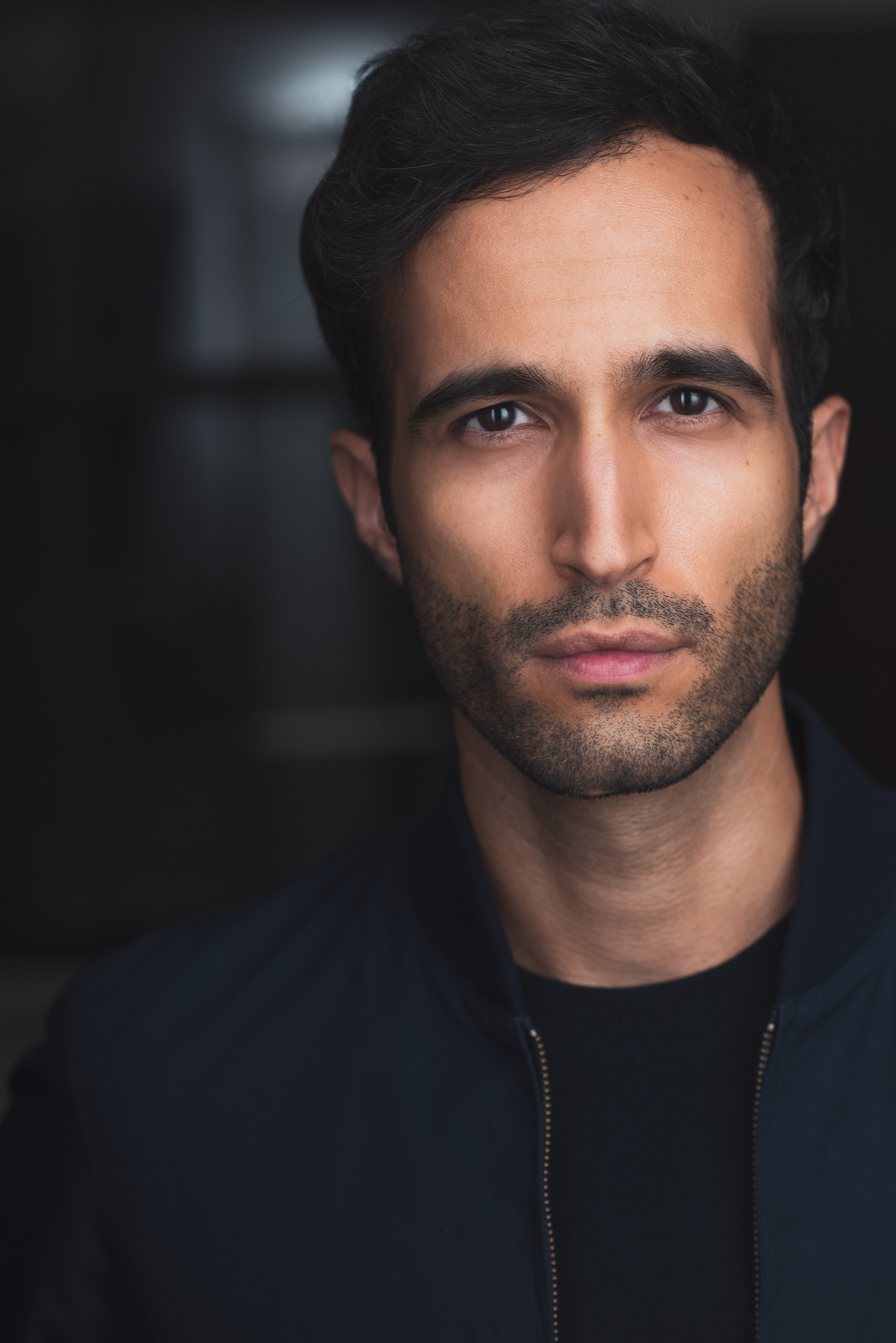 actor Eric Cotti large photo