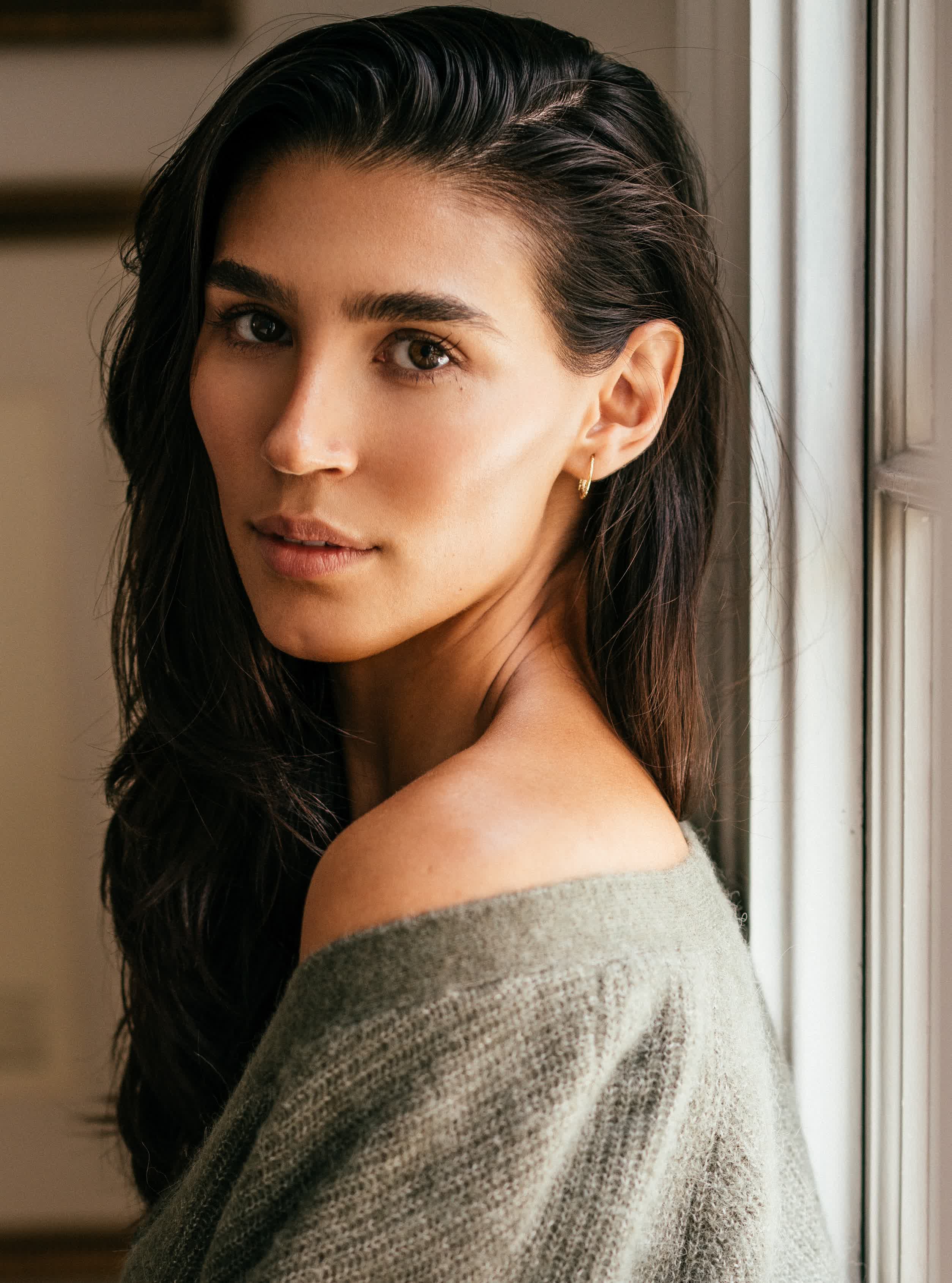 actor Lorena Andrea large photo