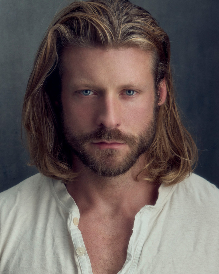 actor Taylor Napier large photo