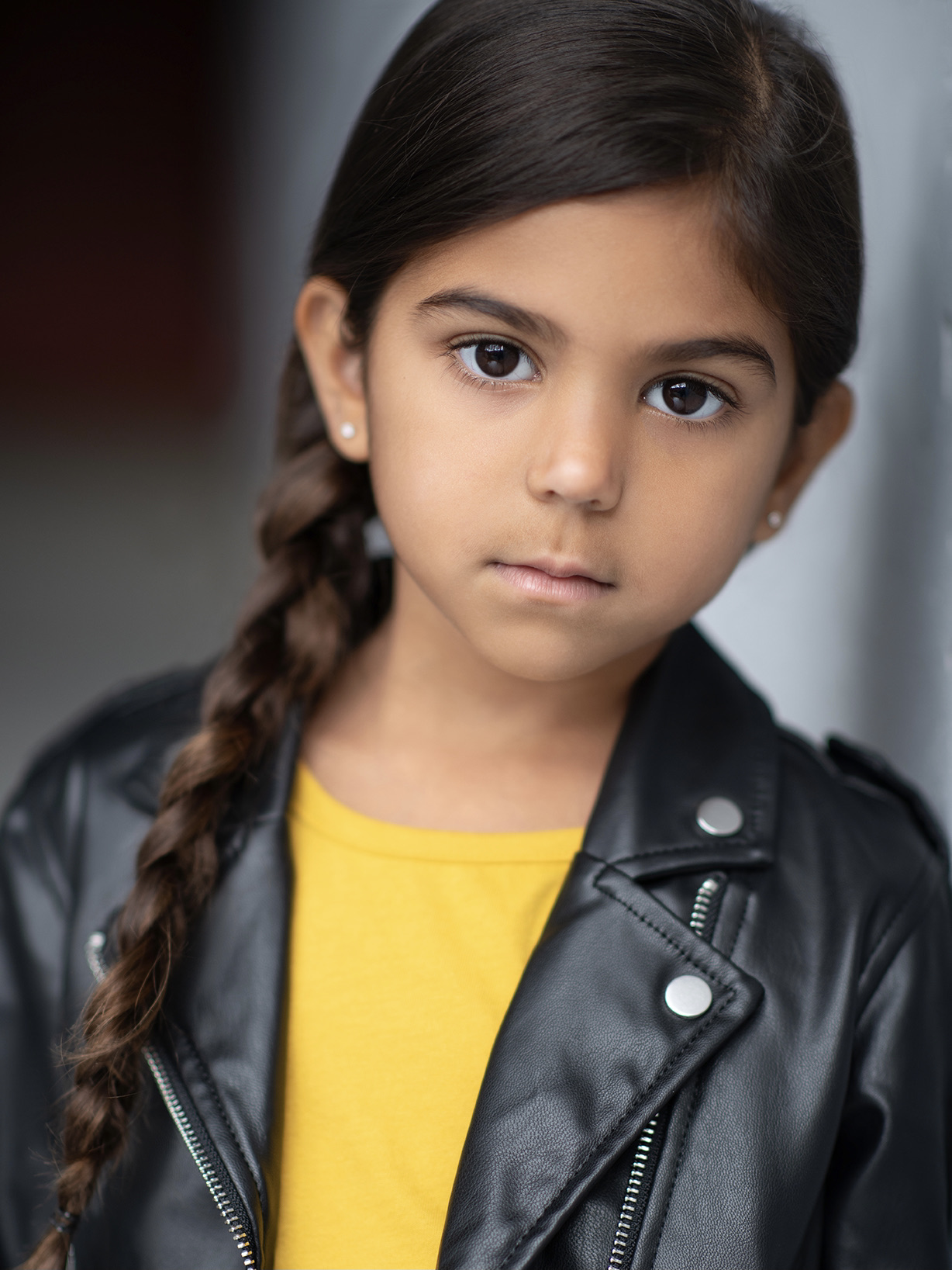 actor Mikayla SwamiNathan large photo
