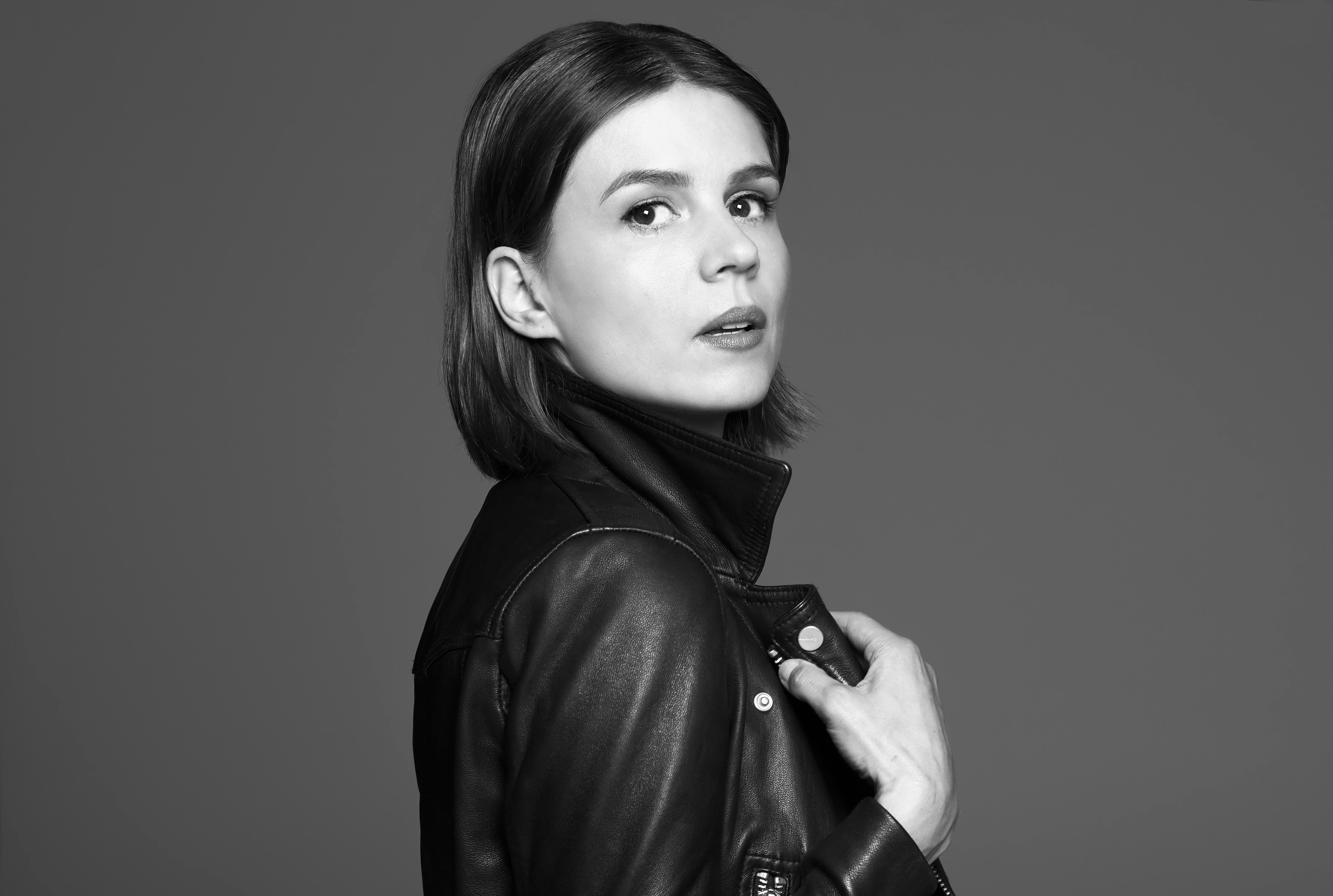 actor Katja Herbers large photo