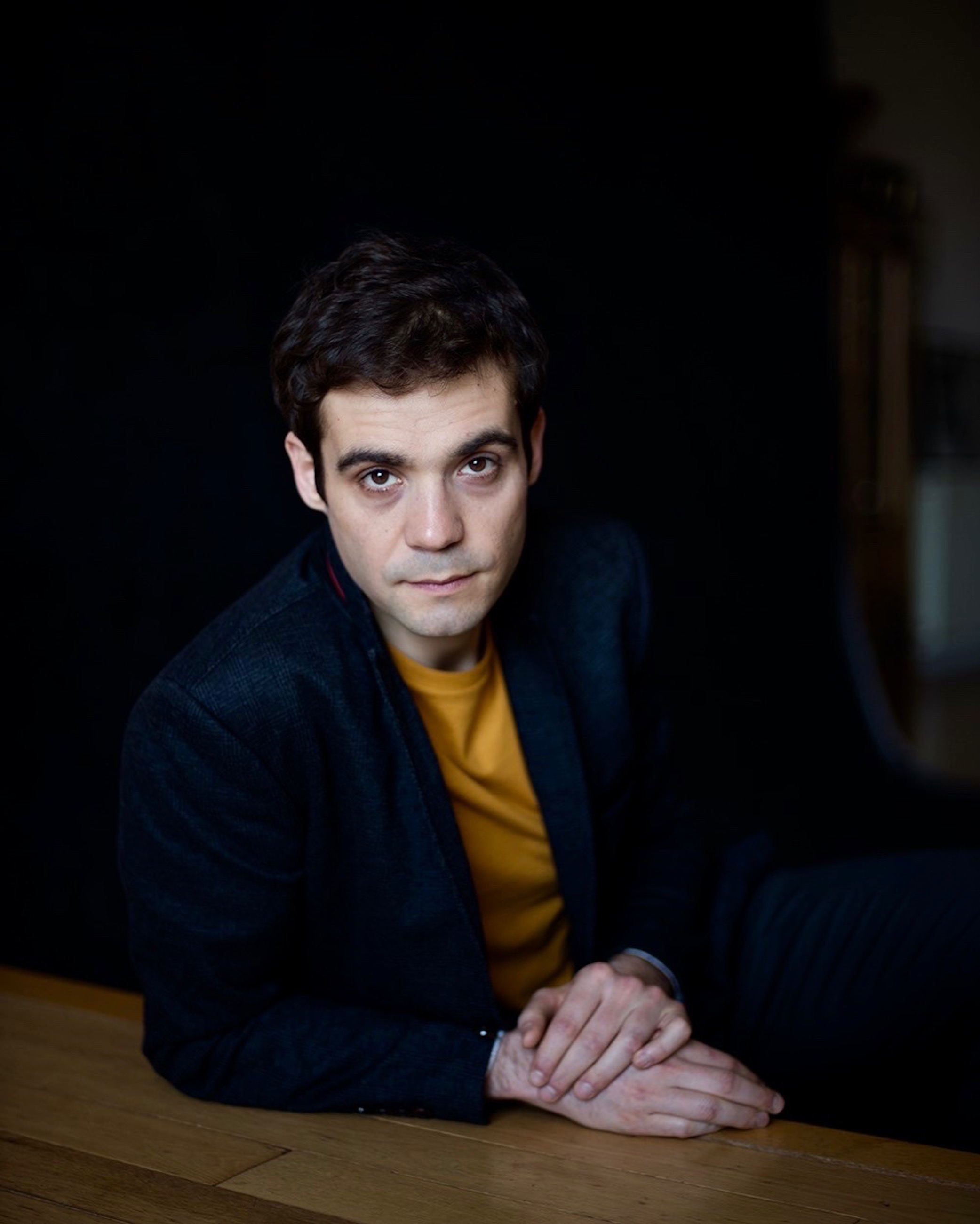 actor Javier Beltrán large photo