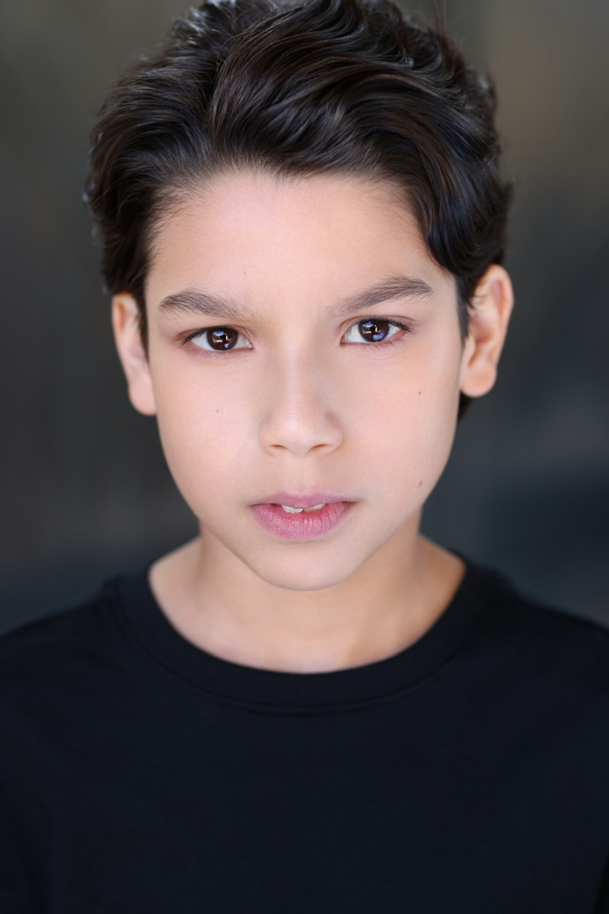 actor Evan Whitten large photo