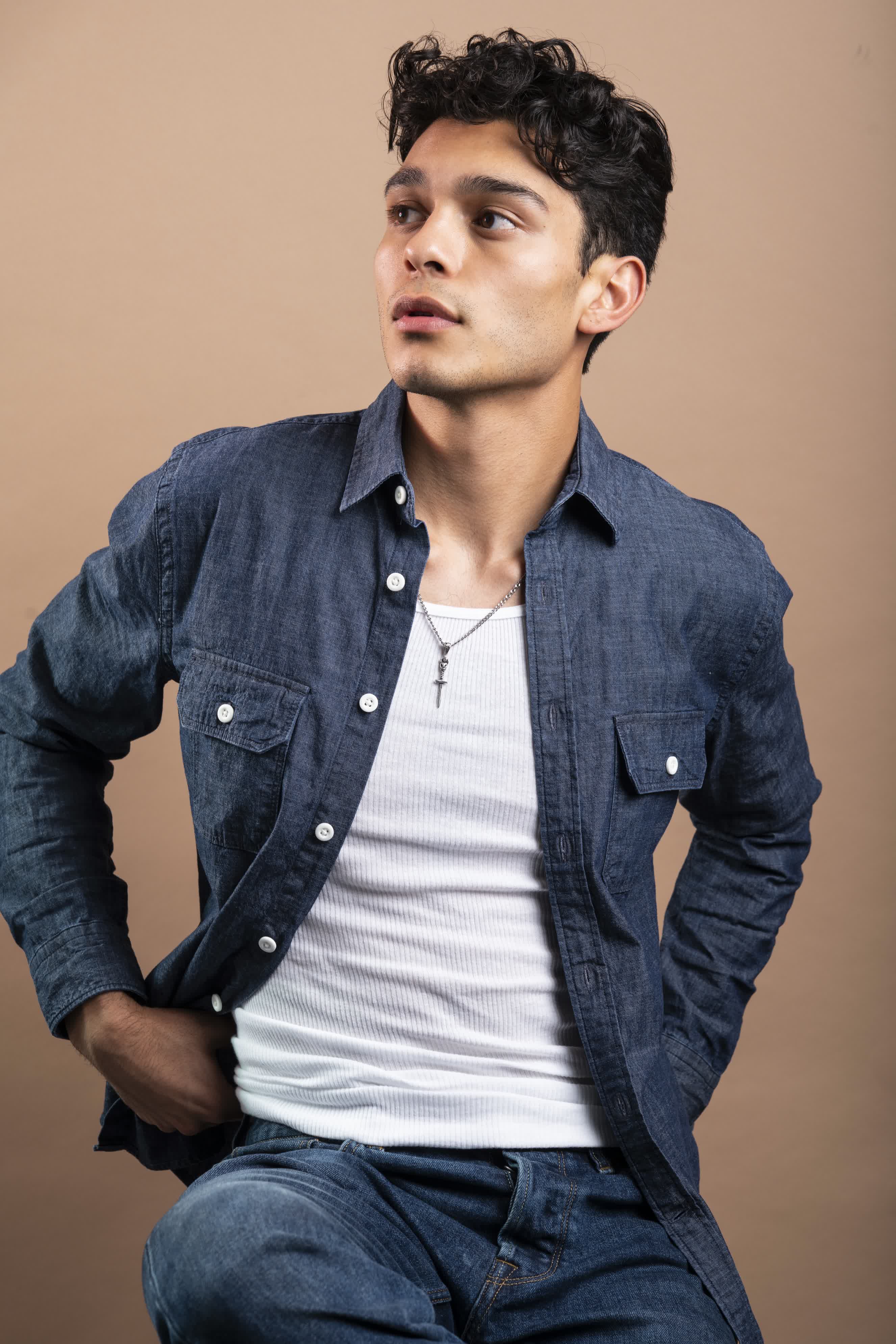 actor Anthony Keyvan large photo