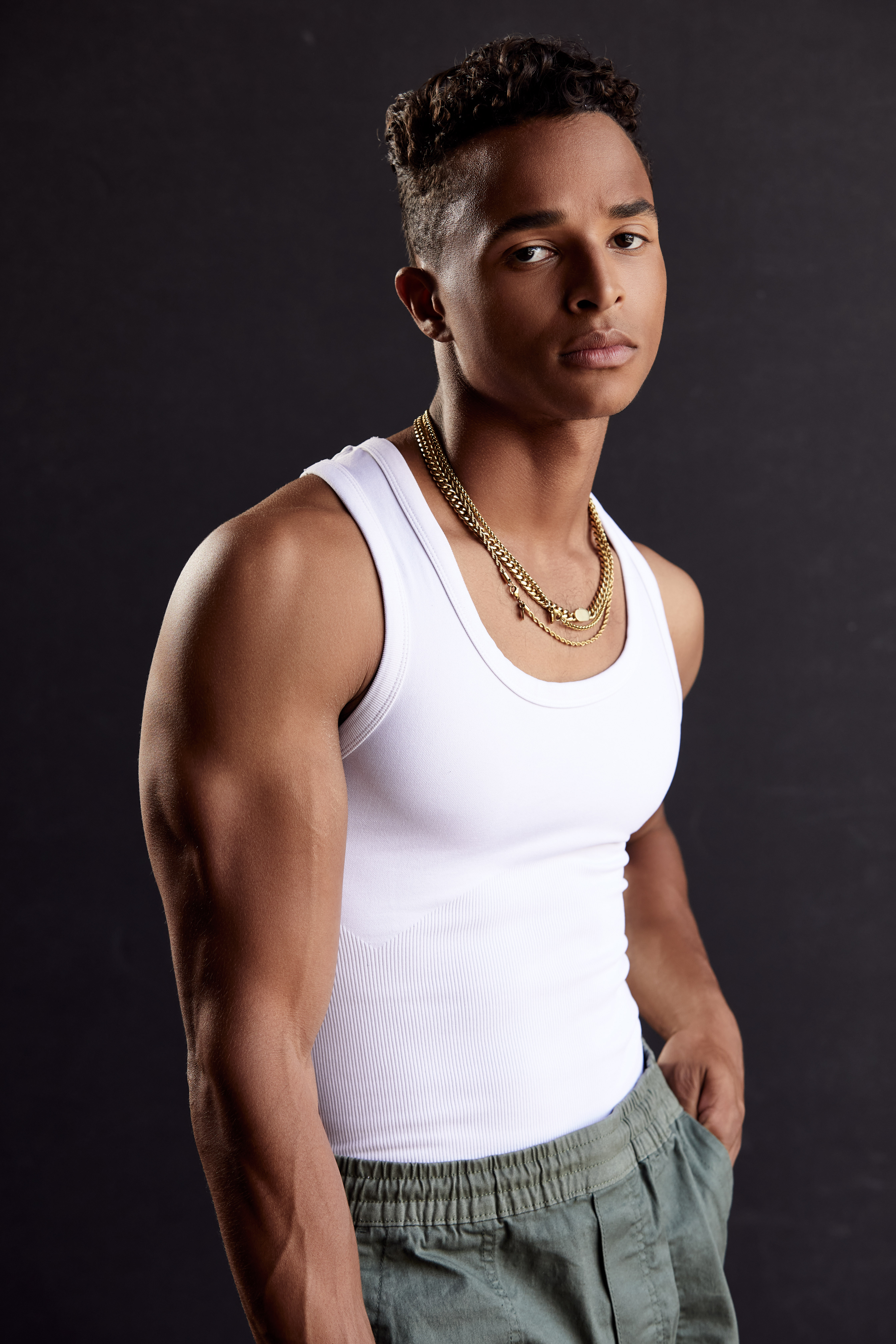 actor Paul Toweh large photo