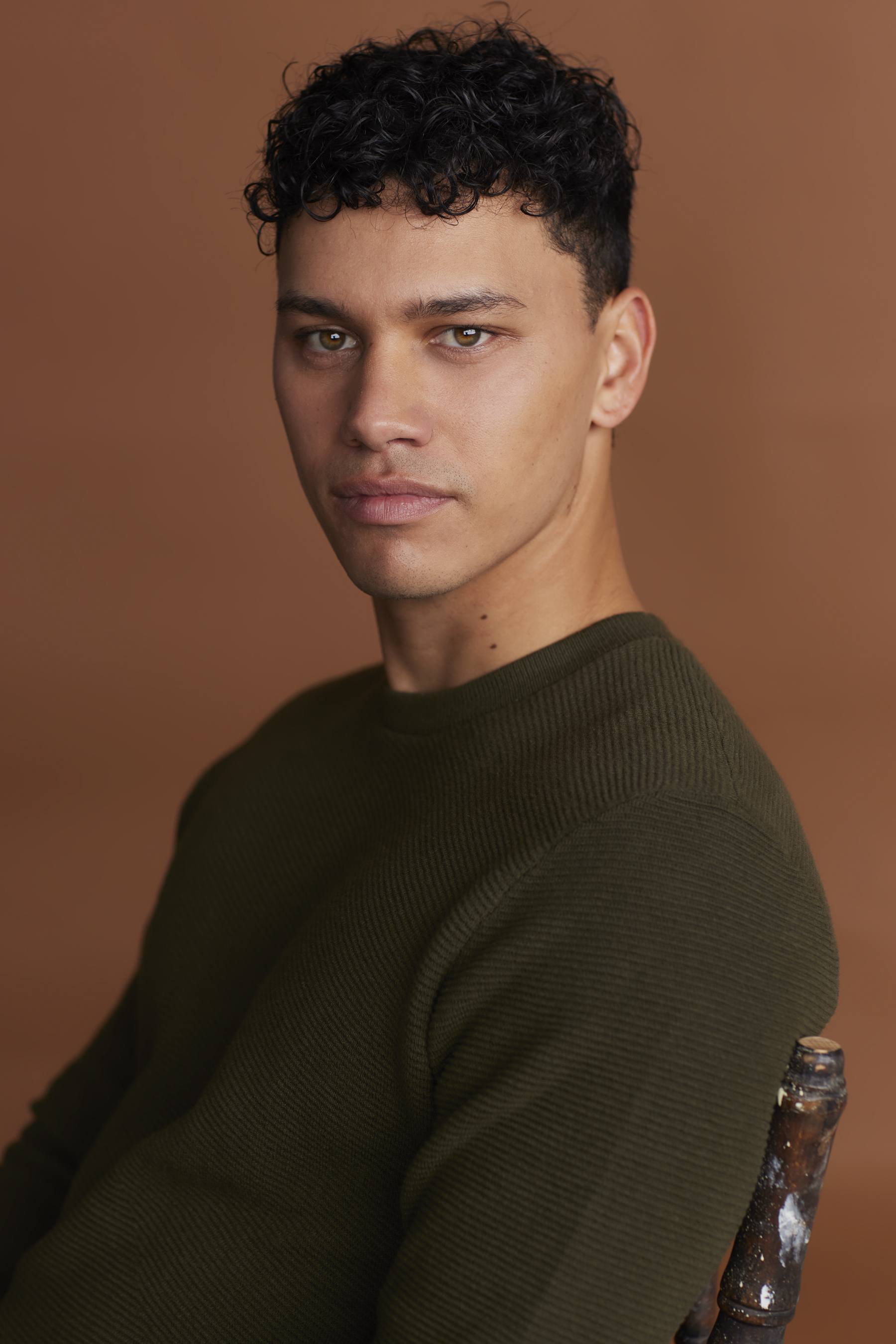 actor Jayden Daniels large photo