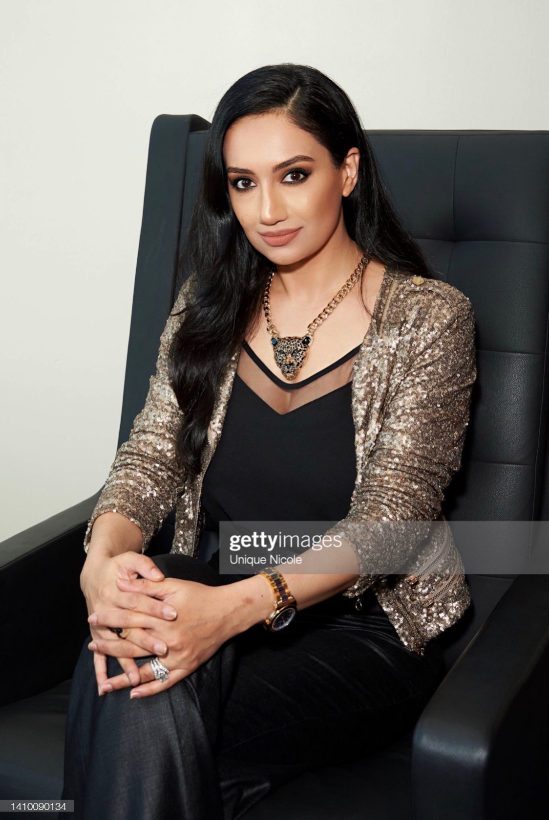 actor Sitara Attaie large photo