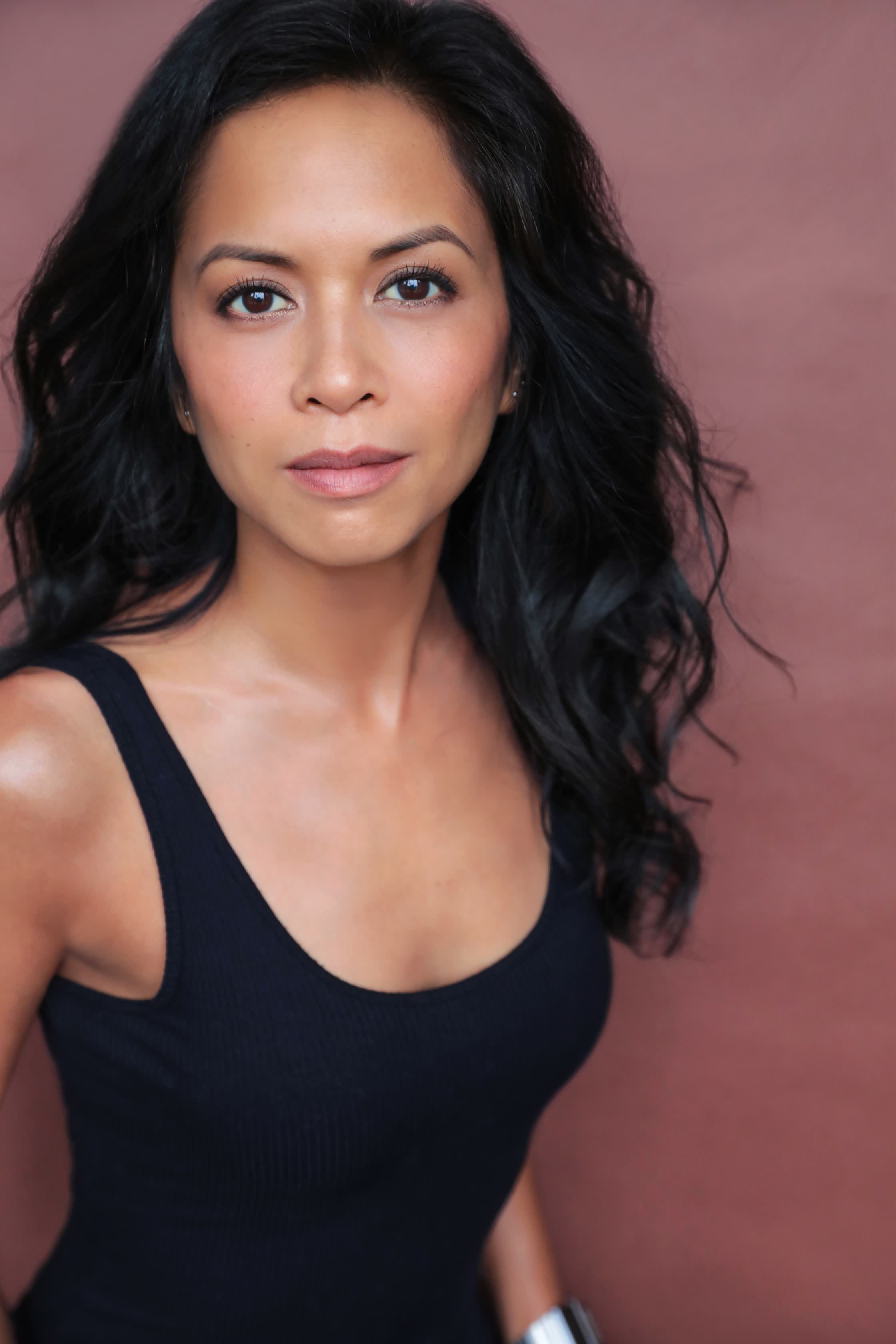 actor Amielynn Abellera large photo