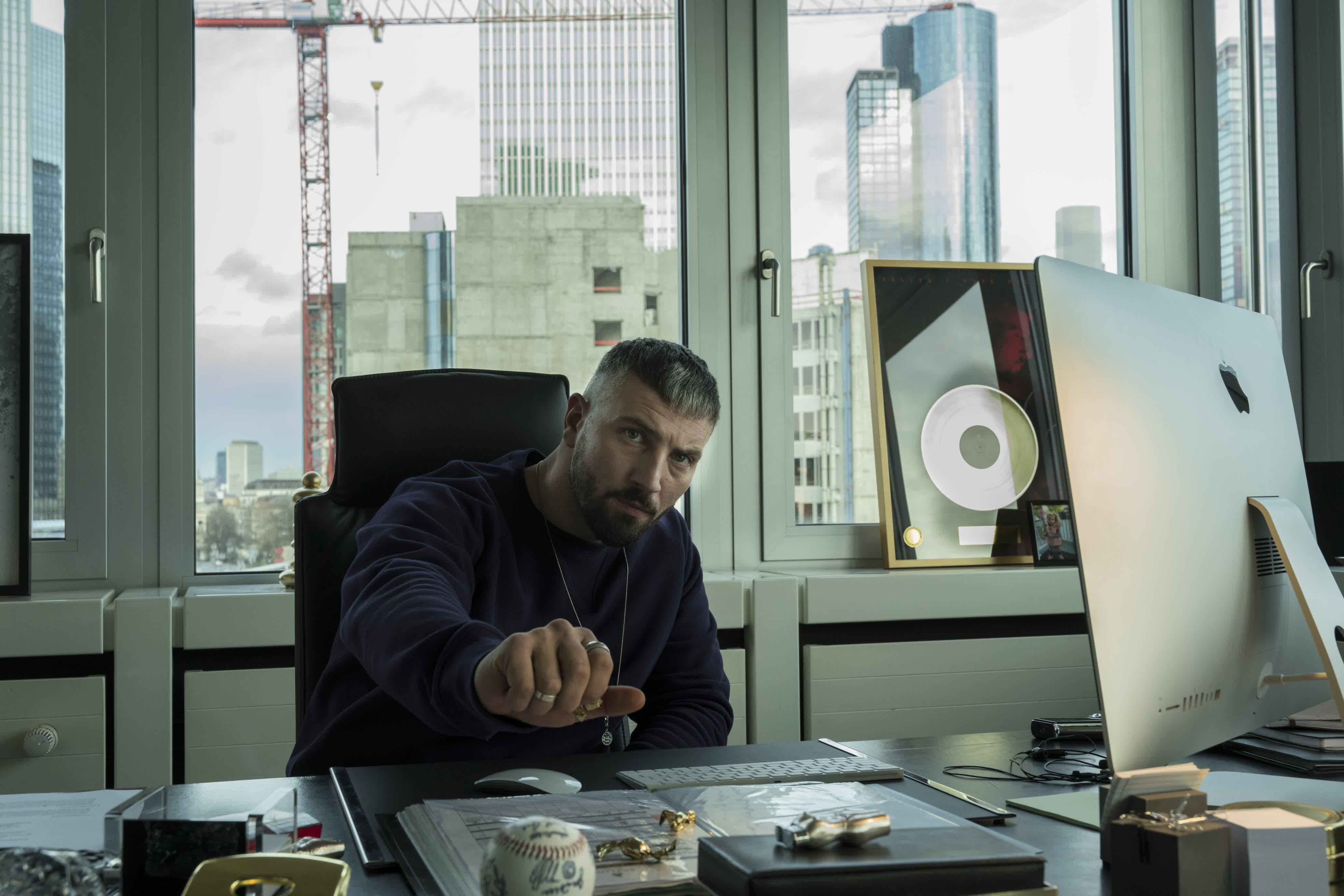 actor Murathan Muslu large photo