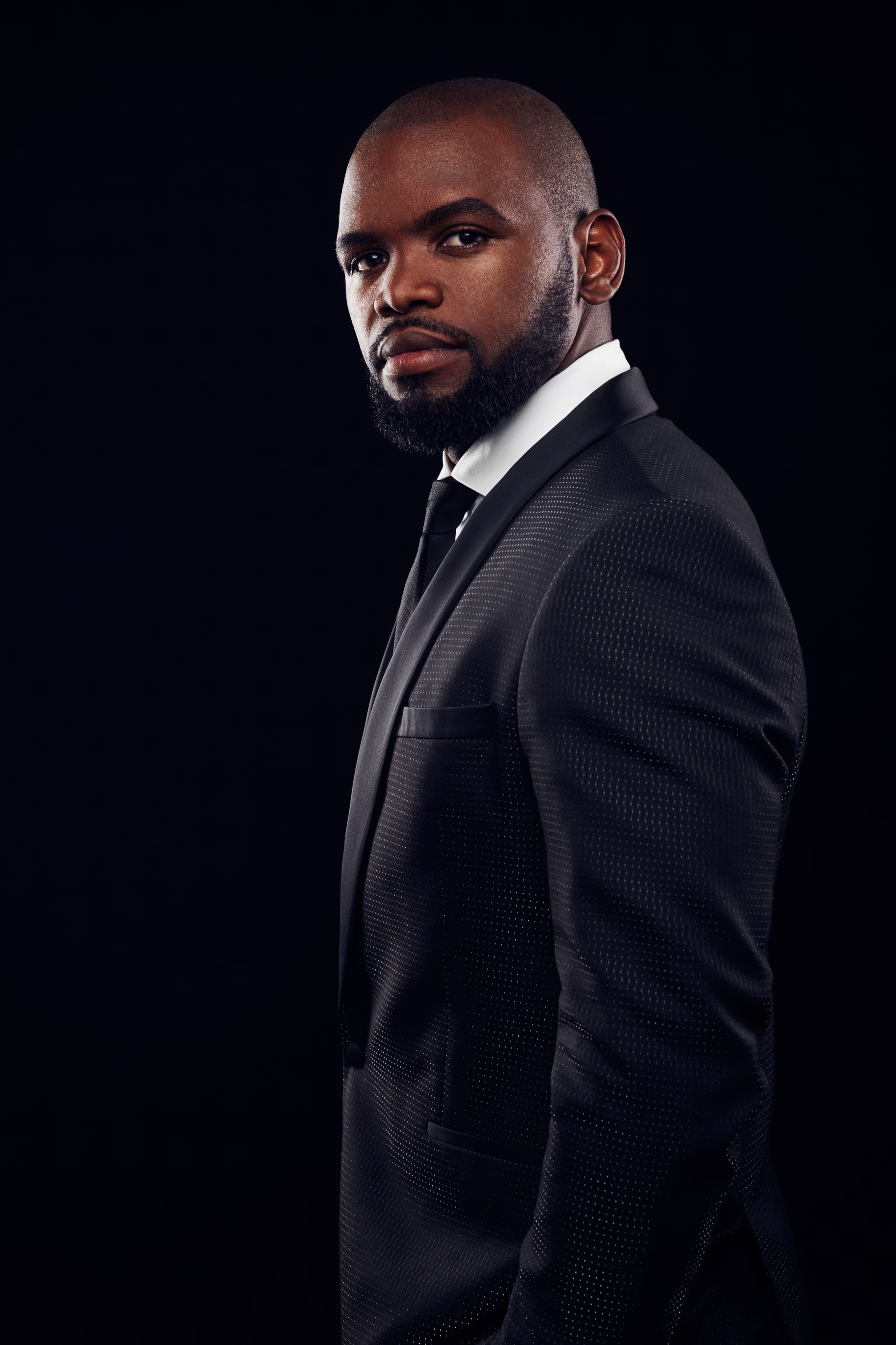 actor Sivuyile Ngesi large photo