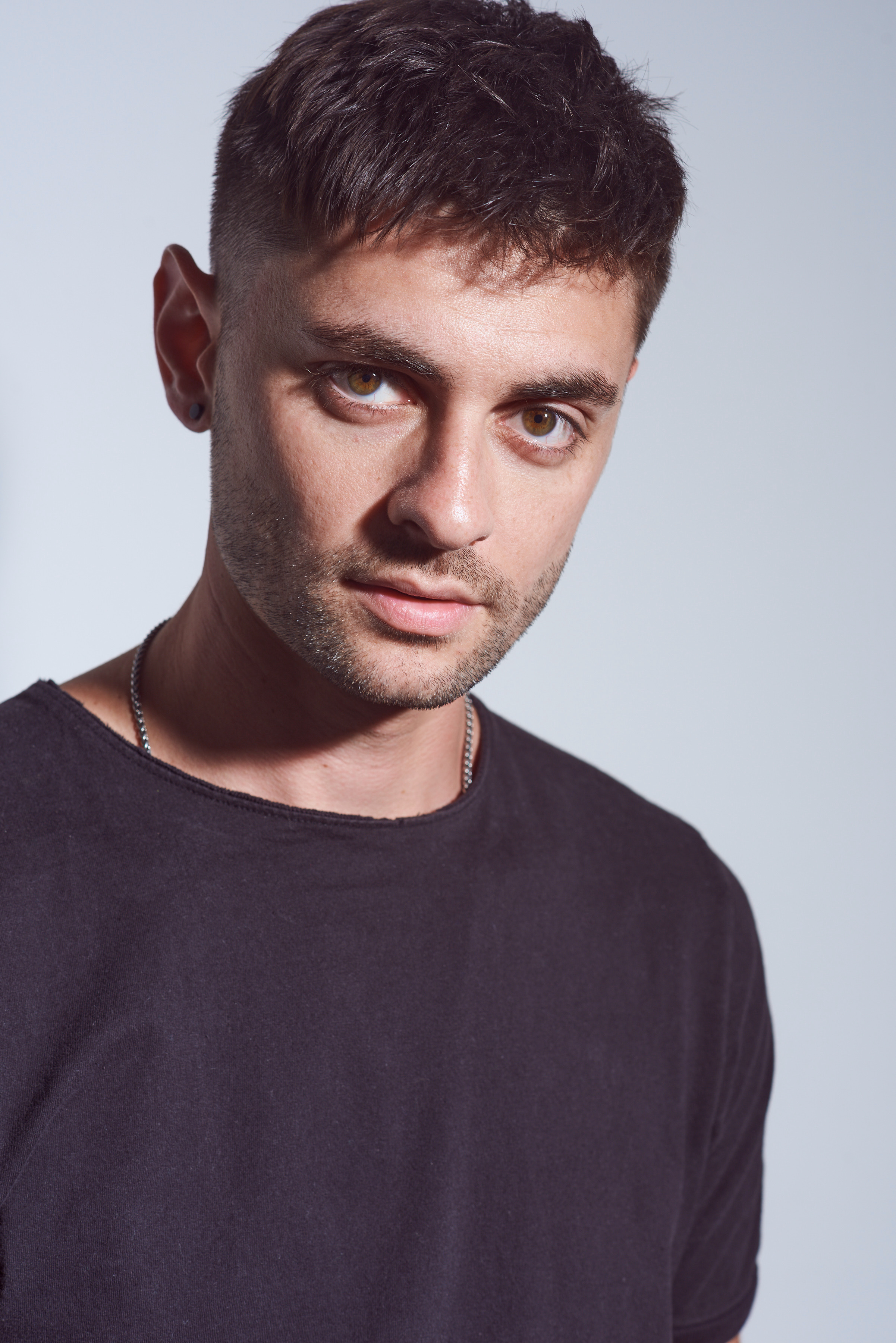 actor Nick Cassidy large photo