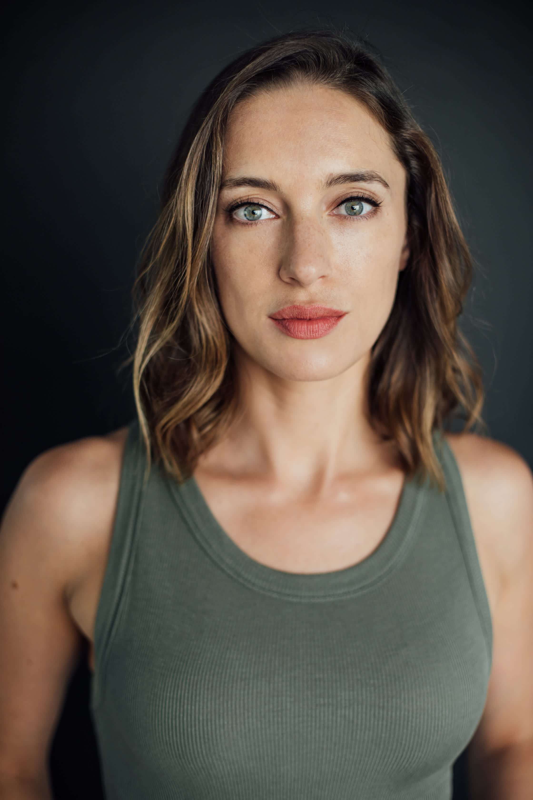 actor Alexandra Ordolis large photo