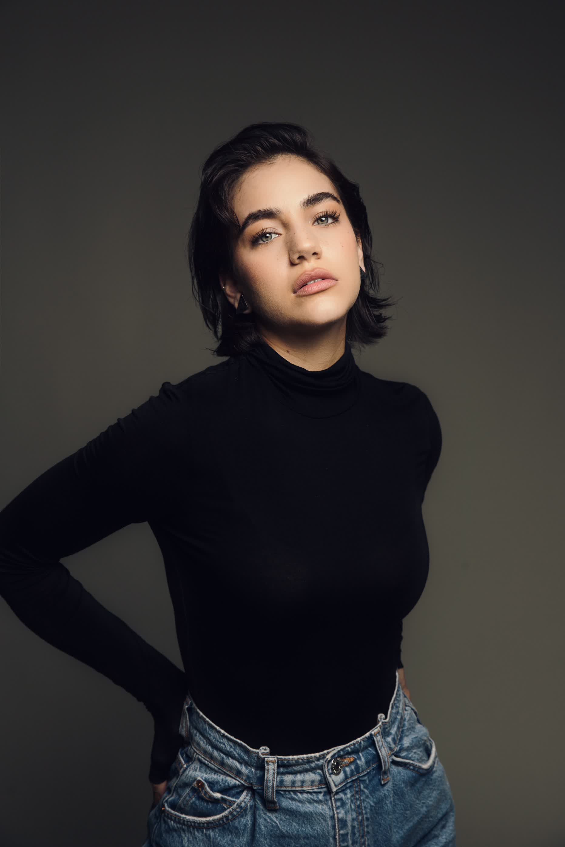 actor Ela Velden large photo