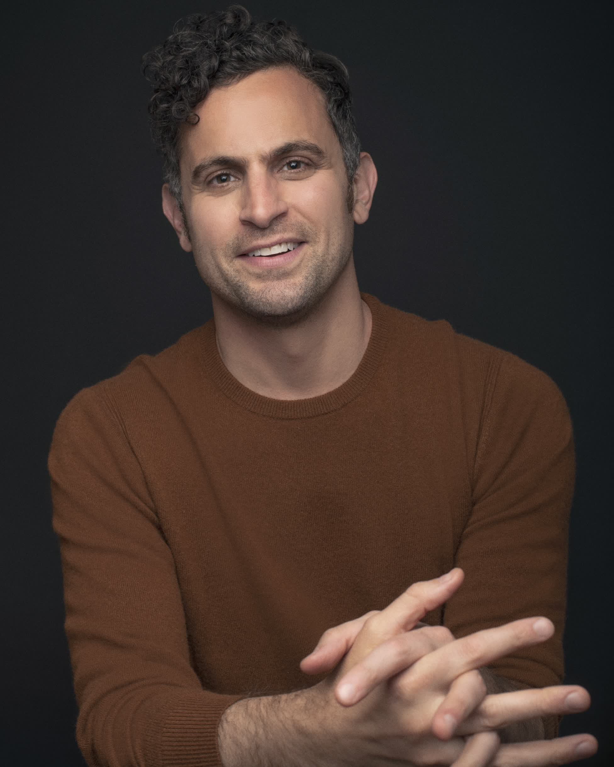 actor Matt Dellapina large photo