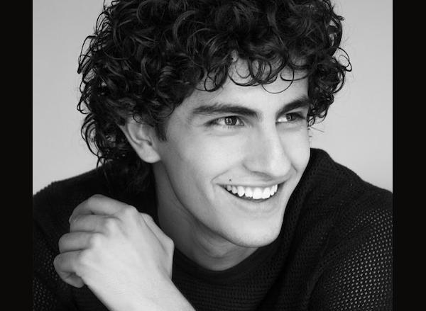 actor Enrique Arrizon large photo