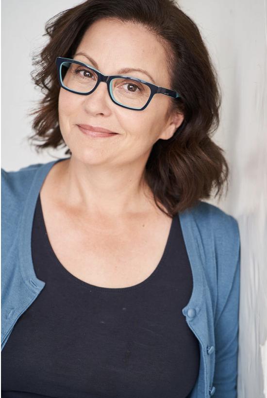 actor Victoria Kelleher large photo