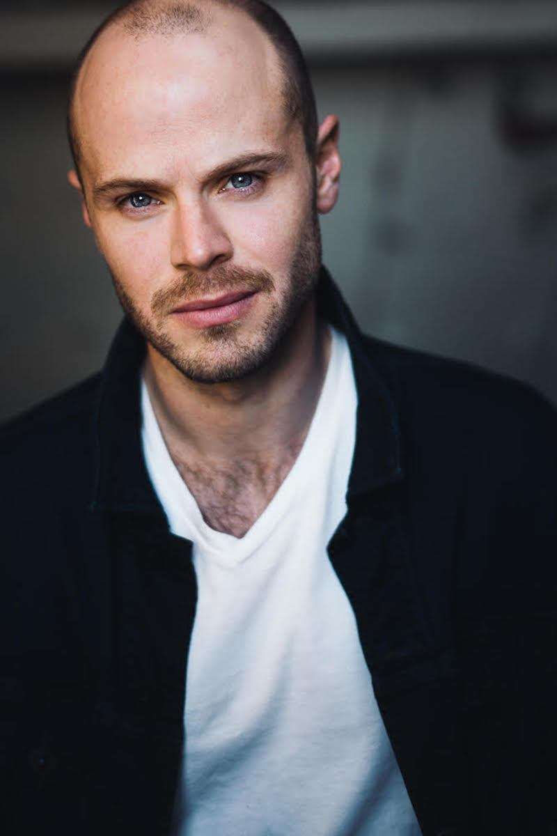 actor Dennis Flanagan large photo