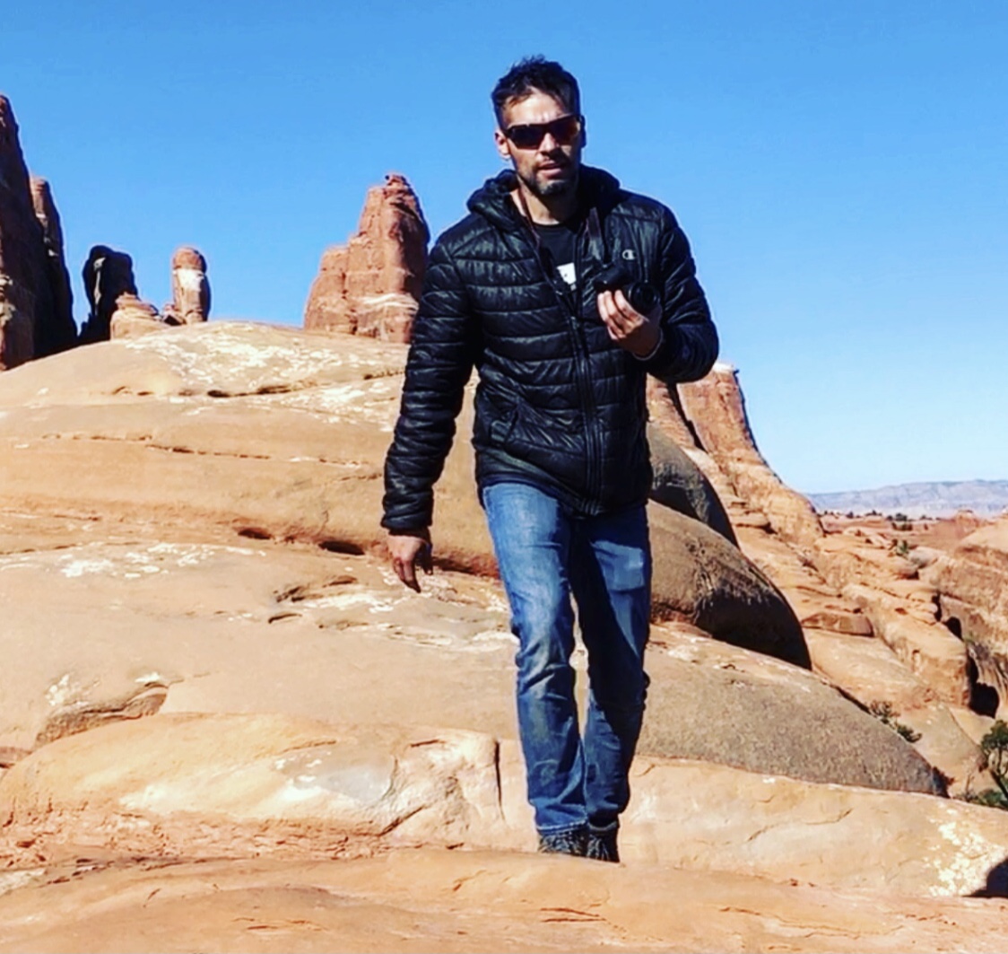 actor John Gabriel Rodriquez large photo