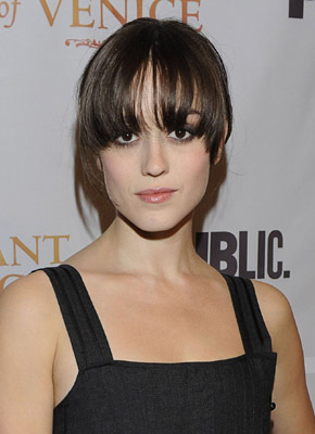 actor Heather Lind large photo