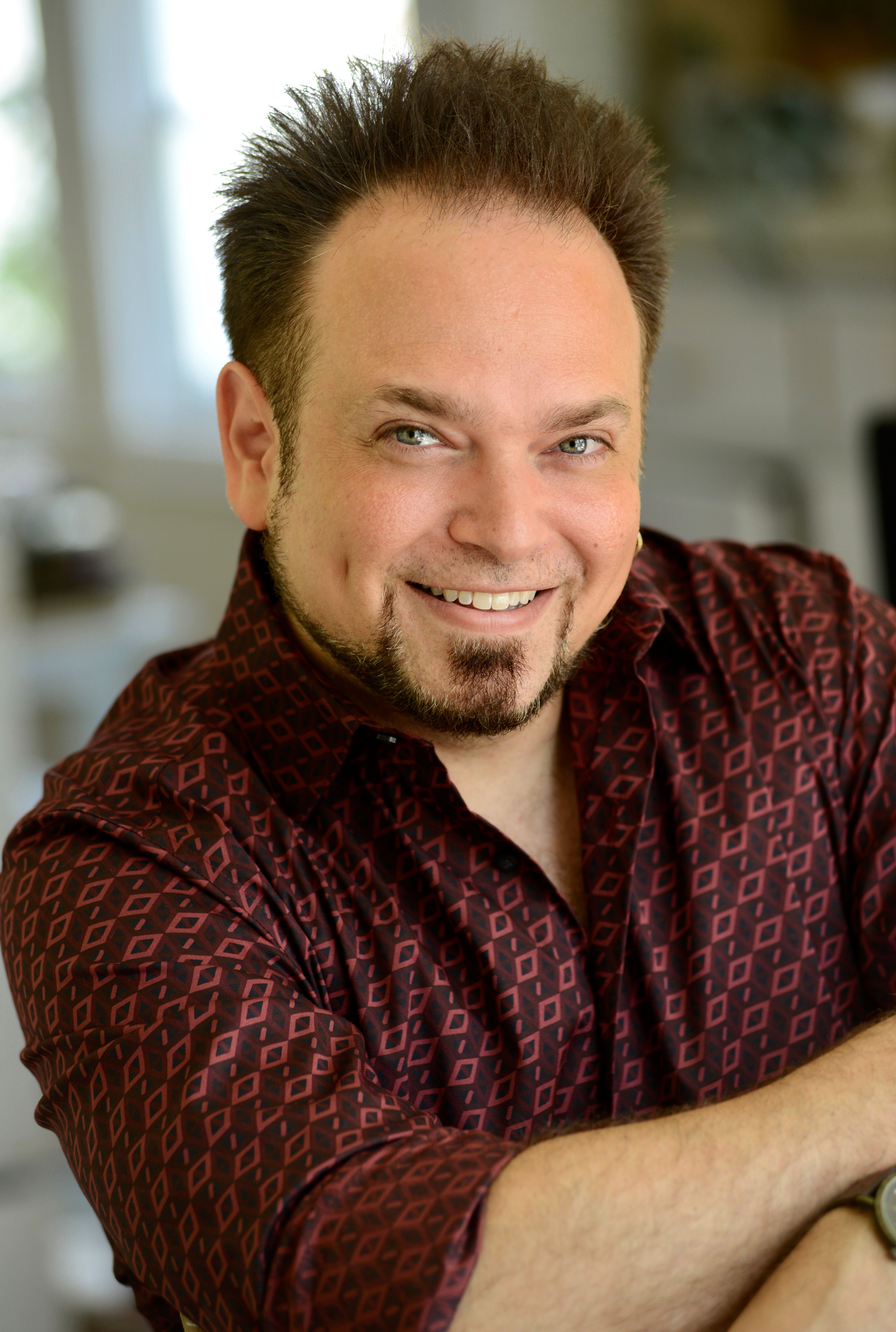 actor Daniel Ross large photo