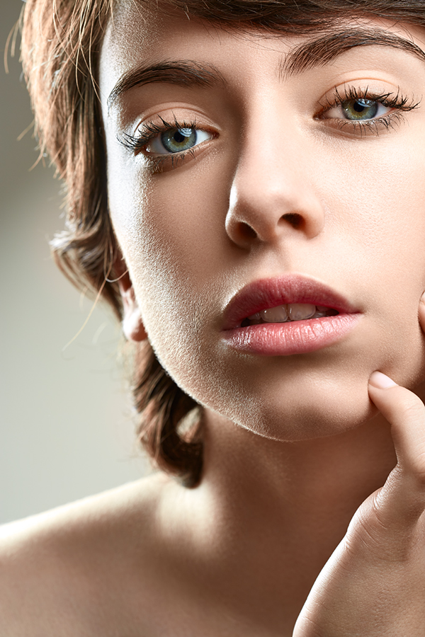 actor Claudia Riera large photo