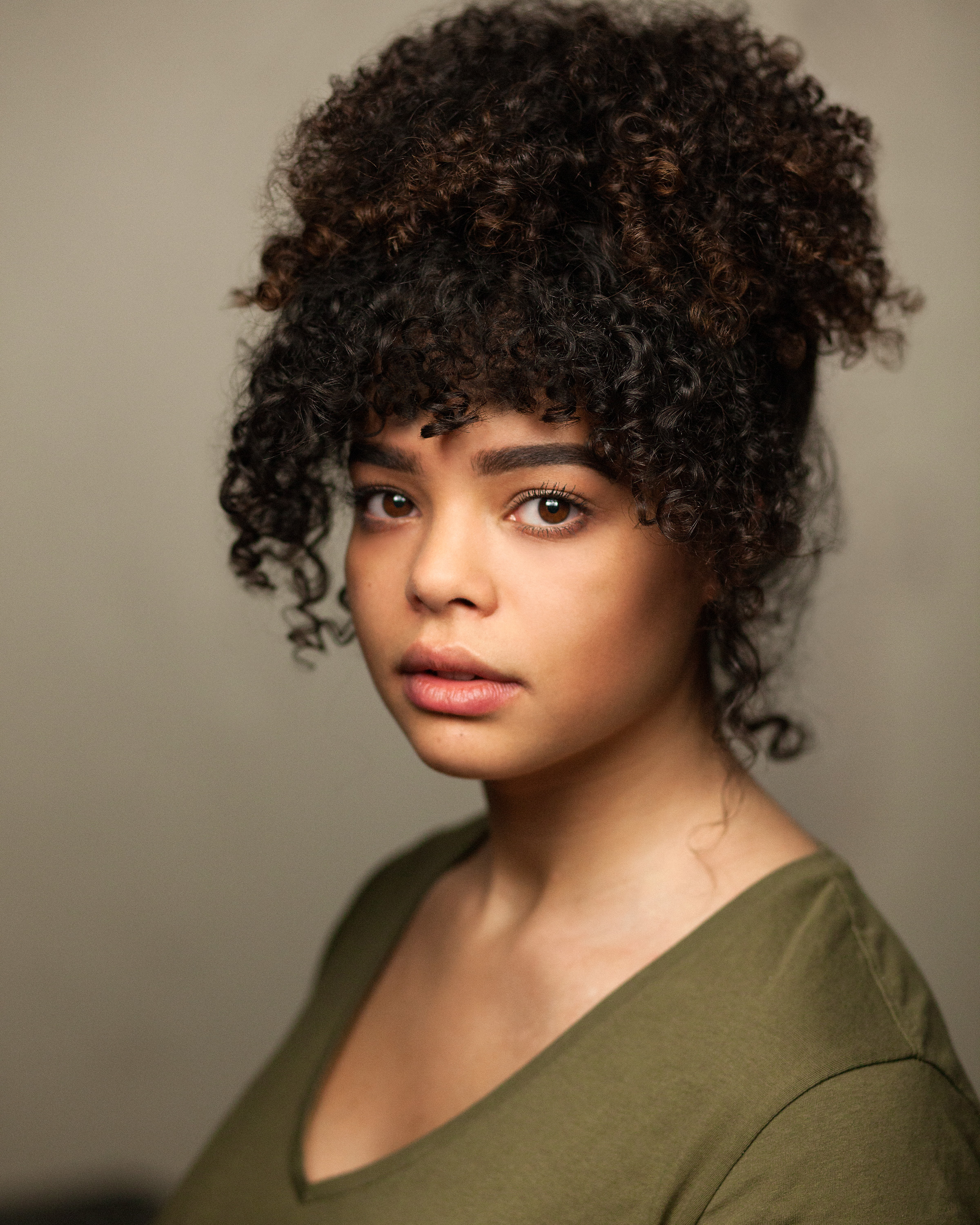 actor Lydia West large photo