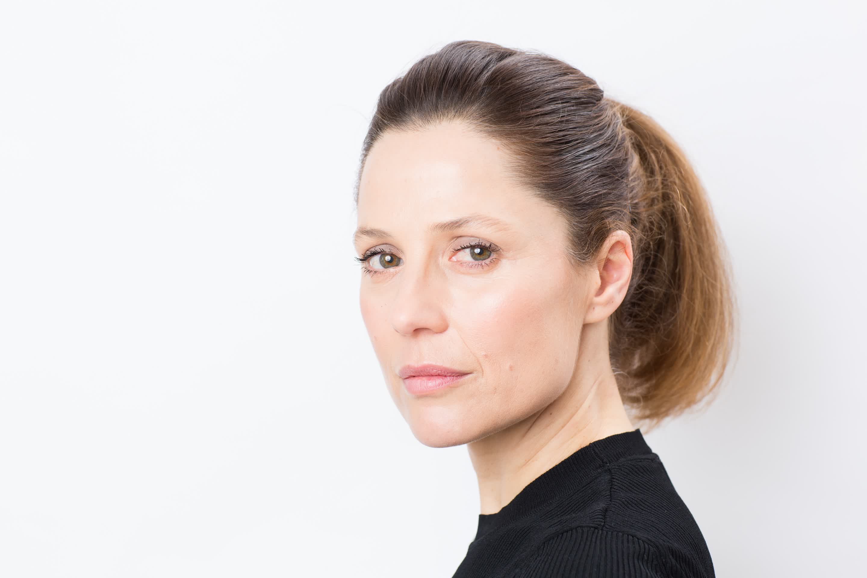 actor Bea Segura large photo