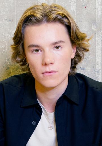 actor Edvin Ryding large photo