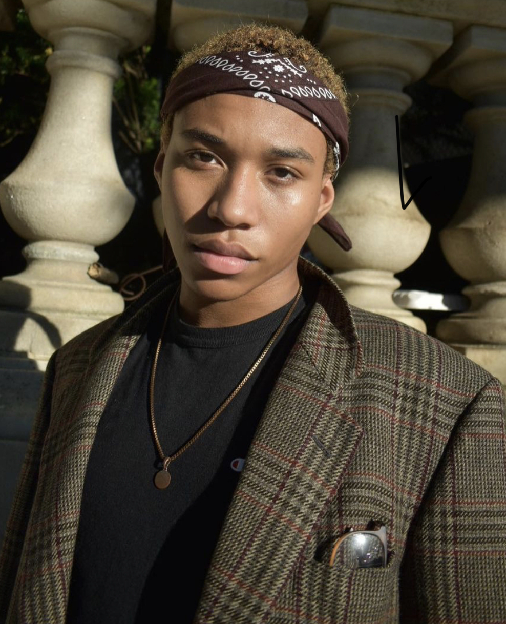 actor William Chris Sumpter large photo