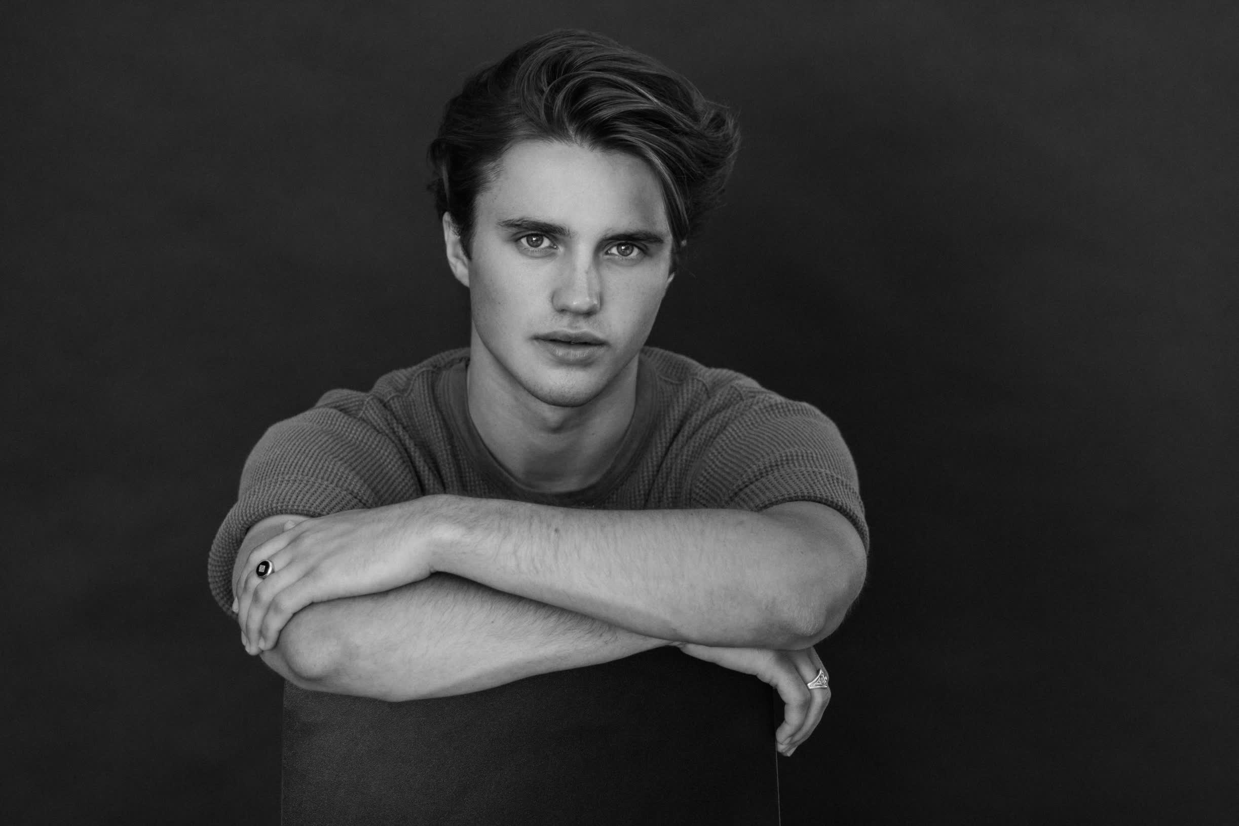 actor George Sear large photo