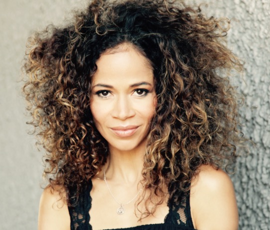 actor Sherri Saum large photo