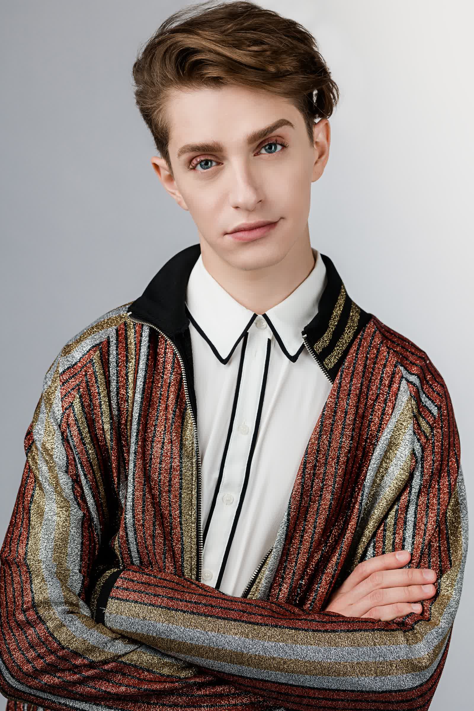 actor Dino Petrera large photo