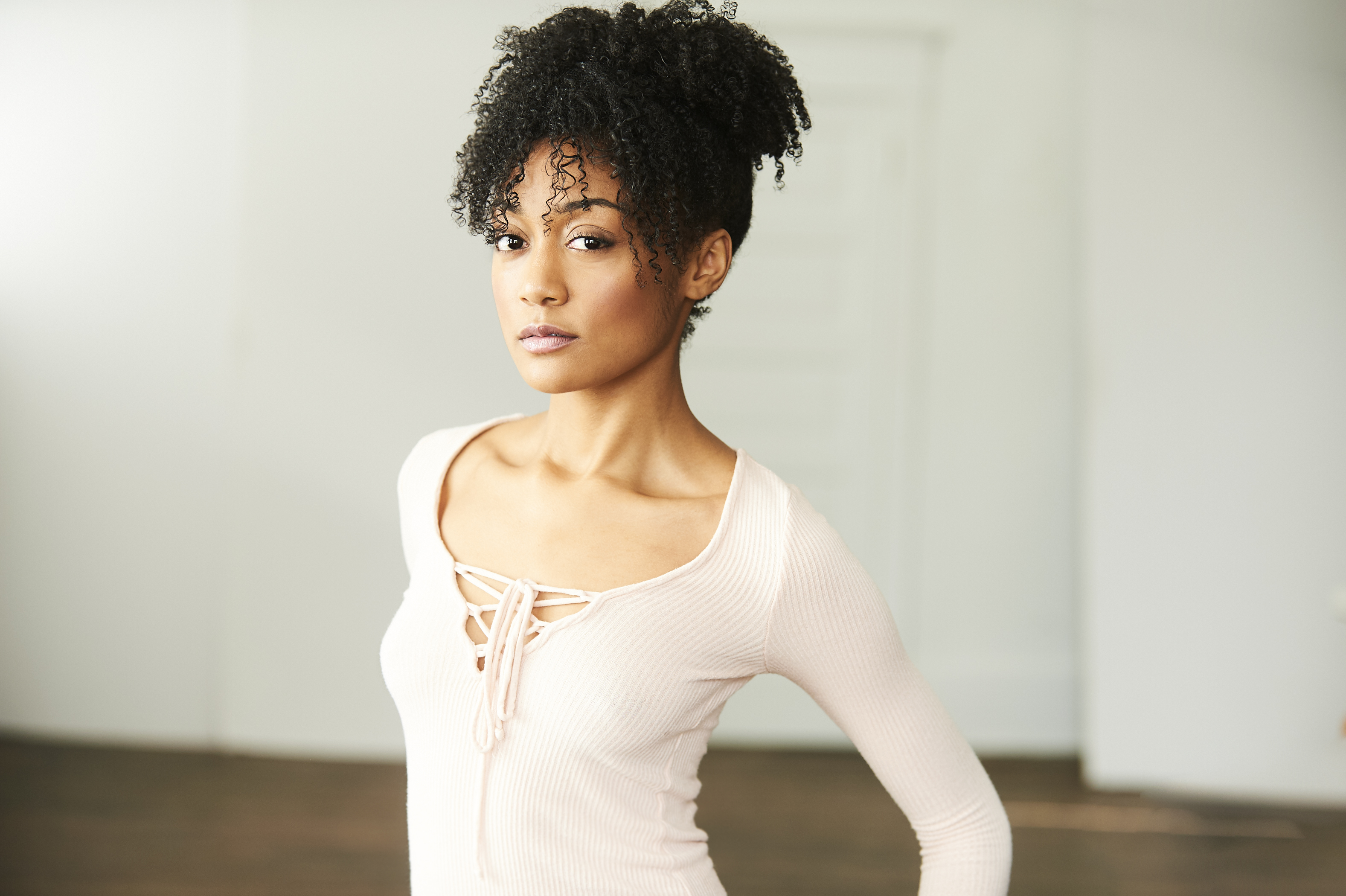 actor Mercedes Morris large photo