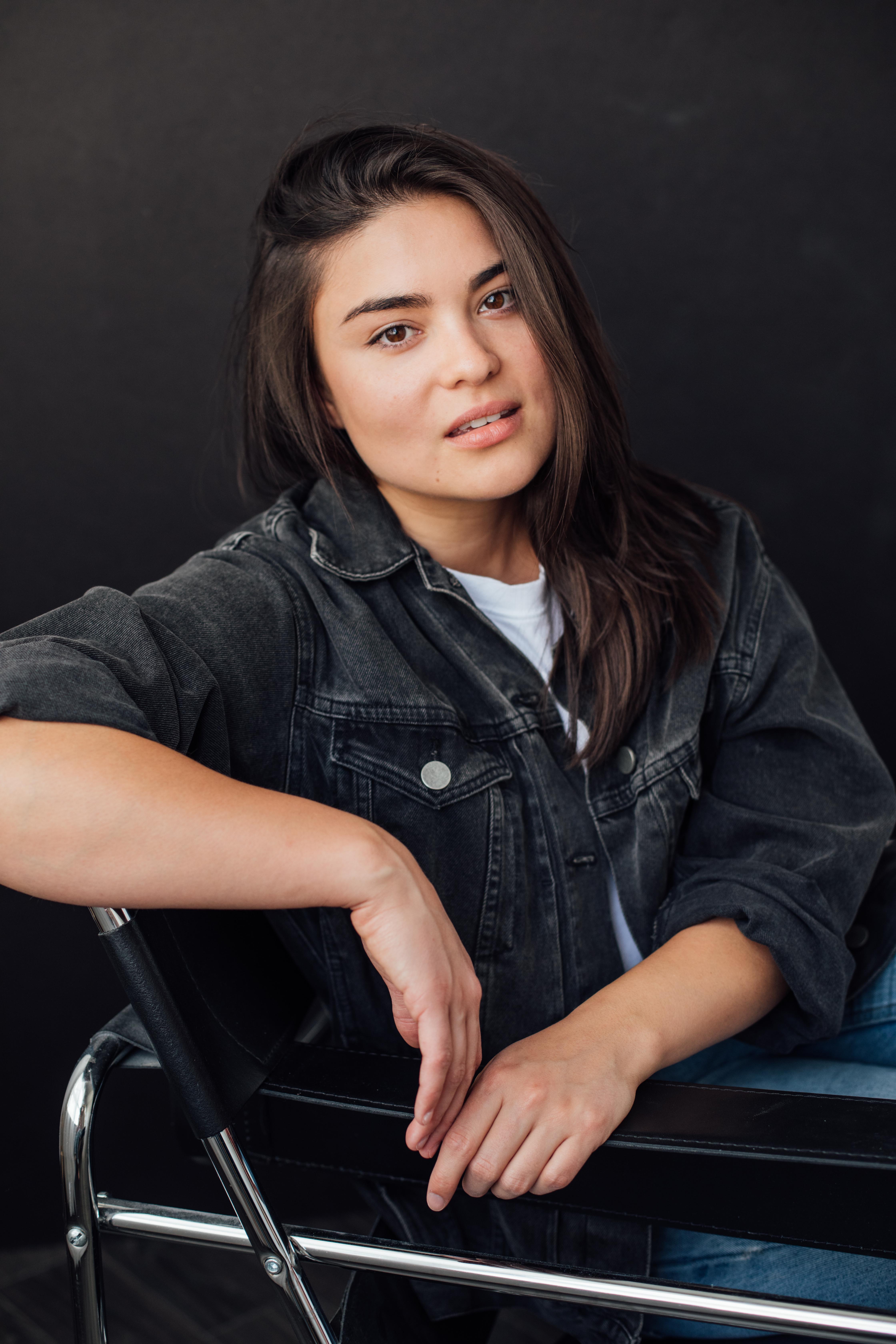 actor Devery Jacobs large photo