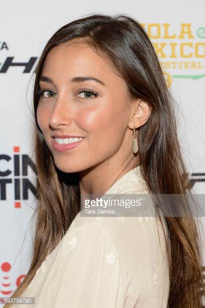 actor Sofía Sisniega large photo