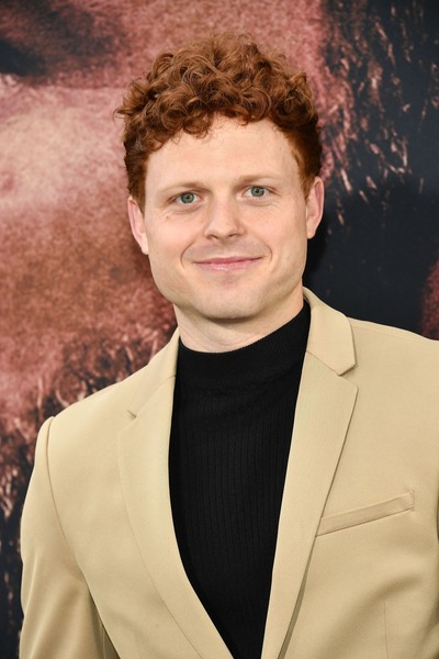 actor Caleb Foote large photo