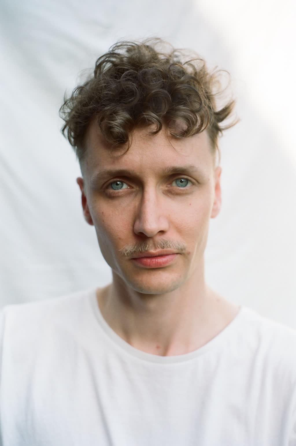 actor Julius Feldmeier large photo