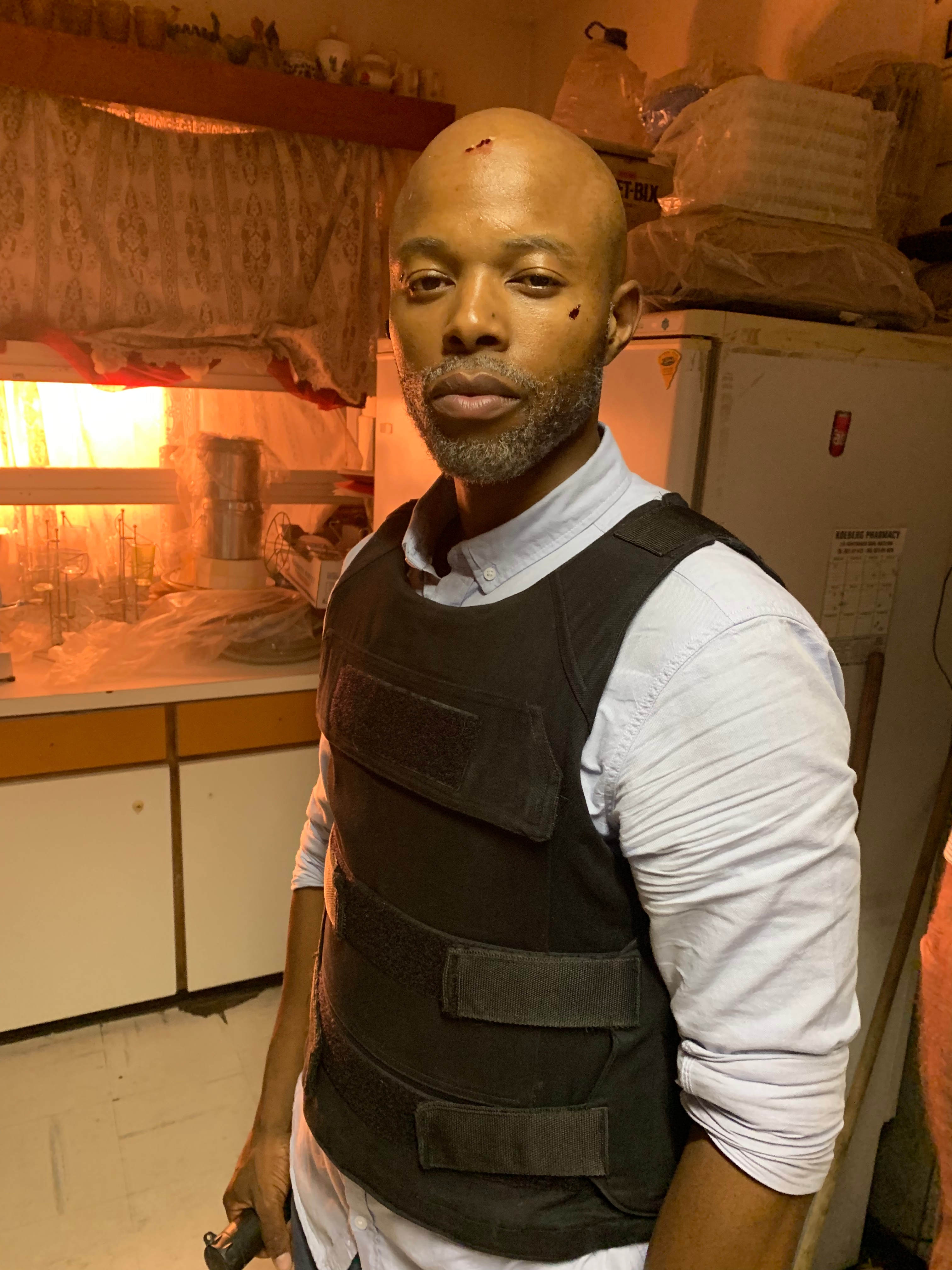 actor Thapelo Mokoena large photo