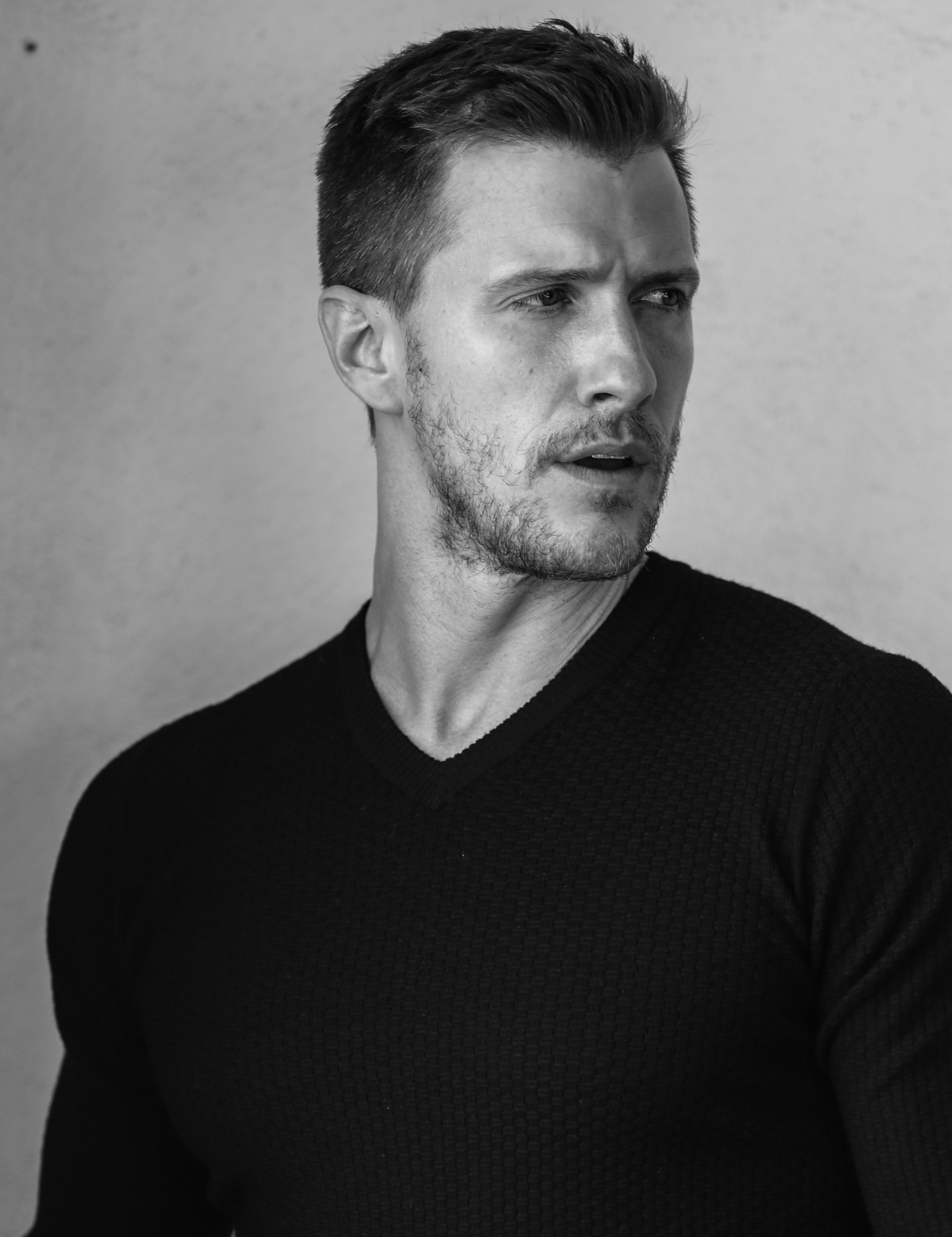 actor Patrick Heusinger large photo