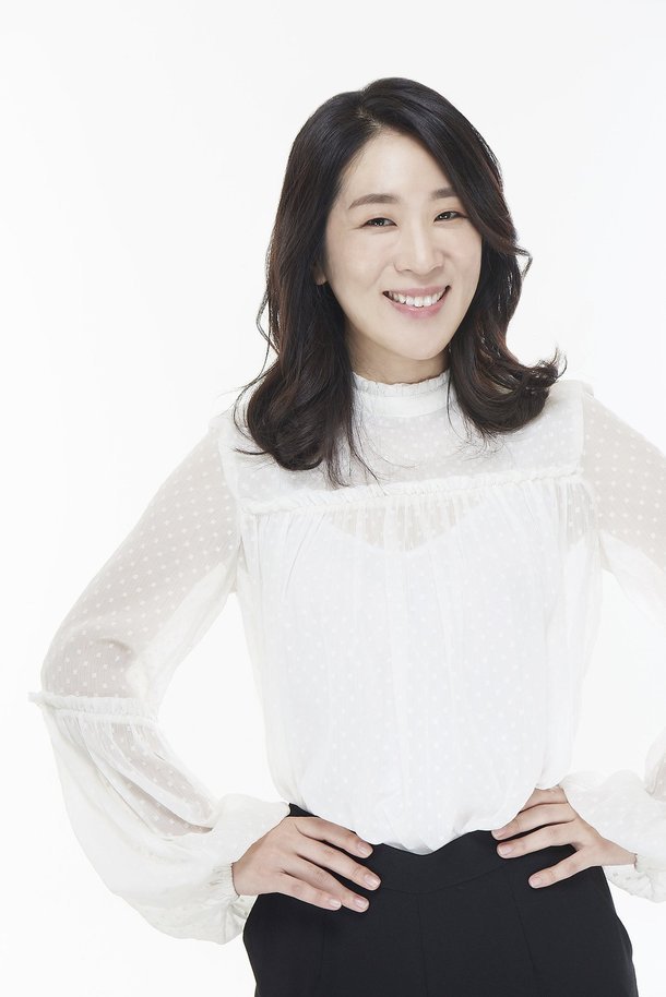 actor Baek Ji-won large photo
