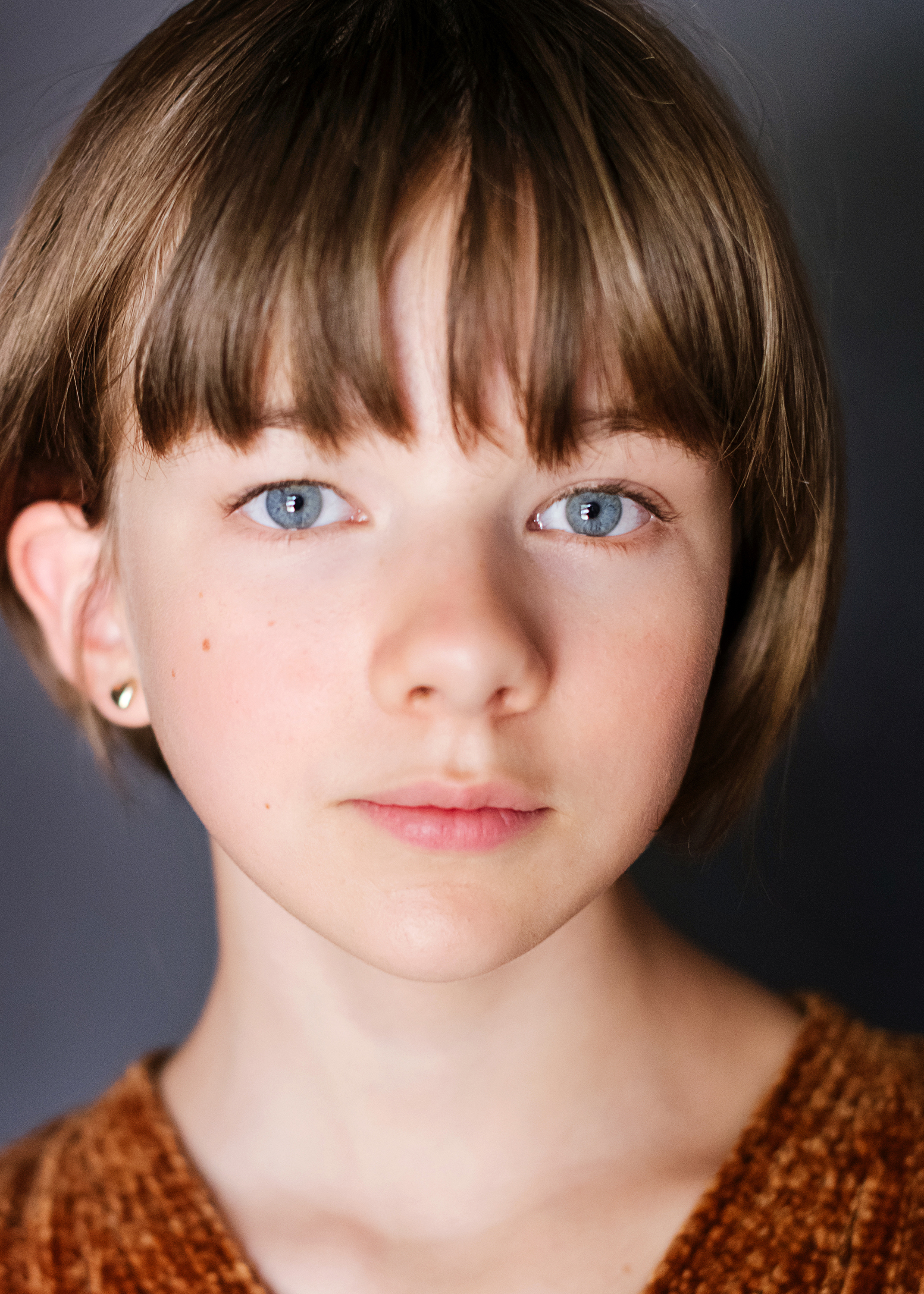 actor Veda Cienfuegos large photo