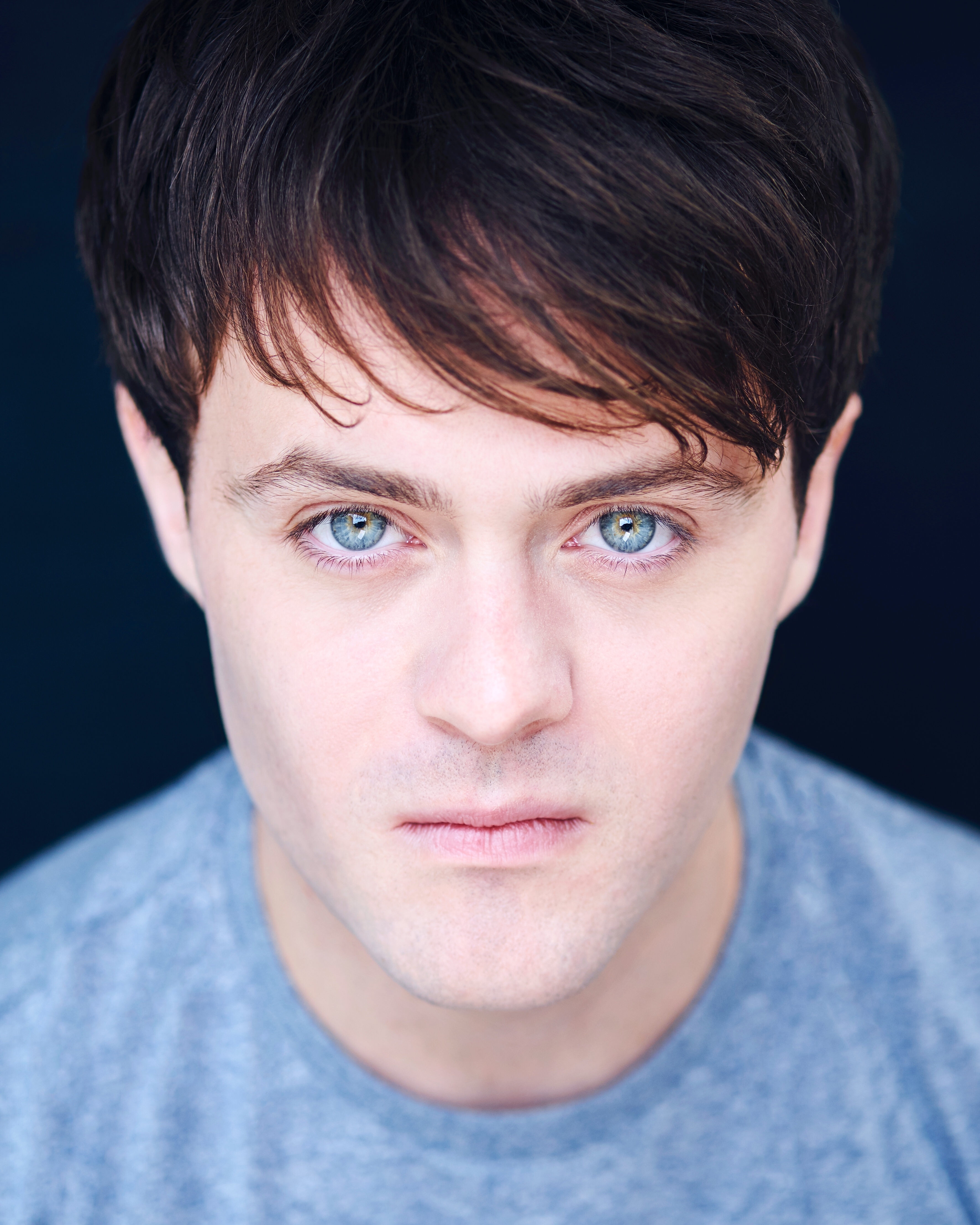 actor Joey Batey large photo