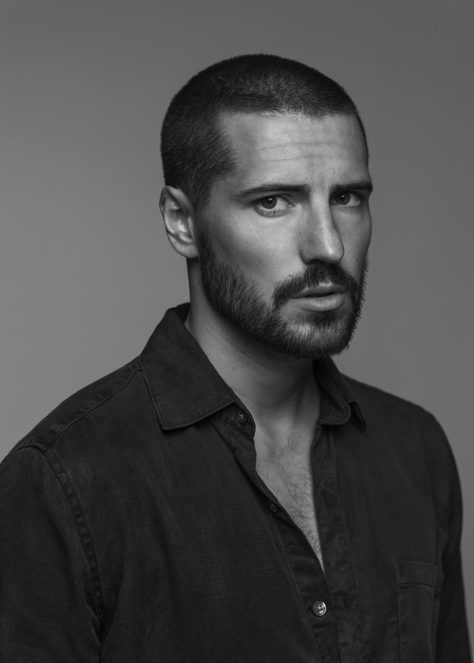 actor Jacob Ifan large photo