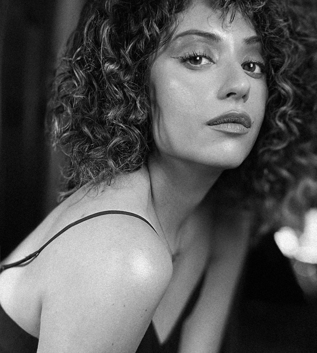 actor Rosaline Elbay large photo