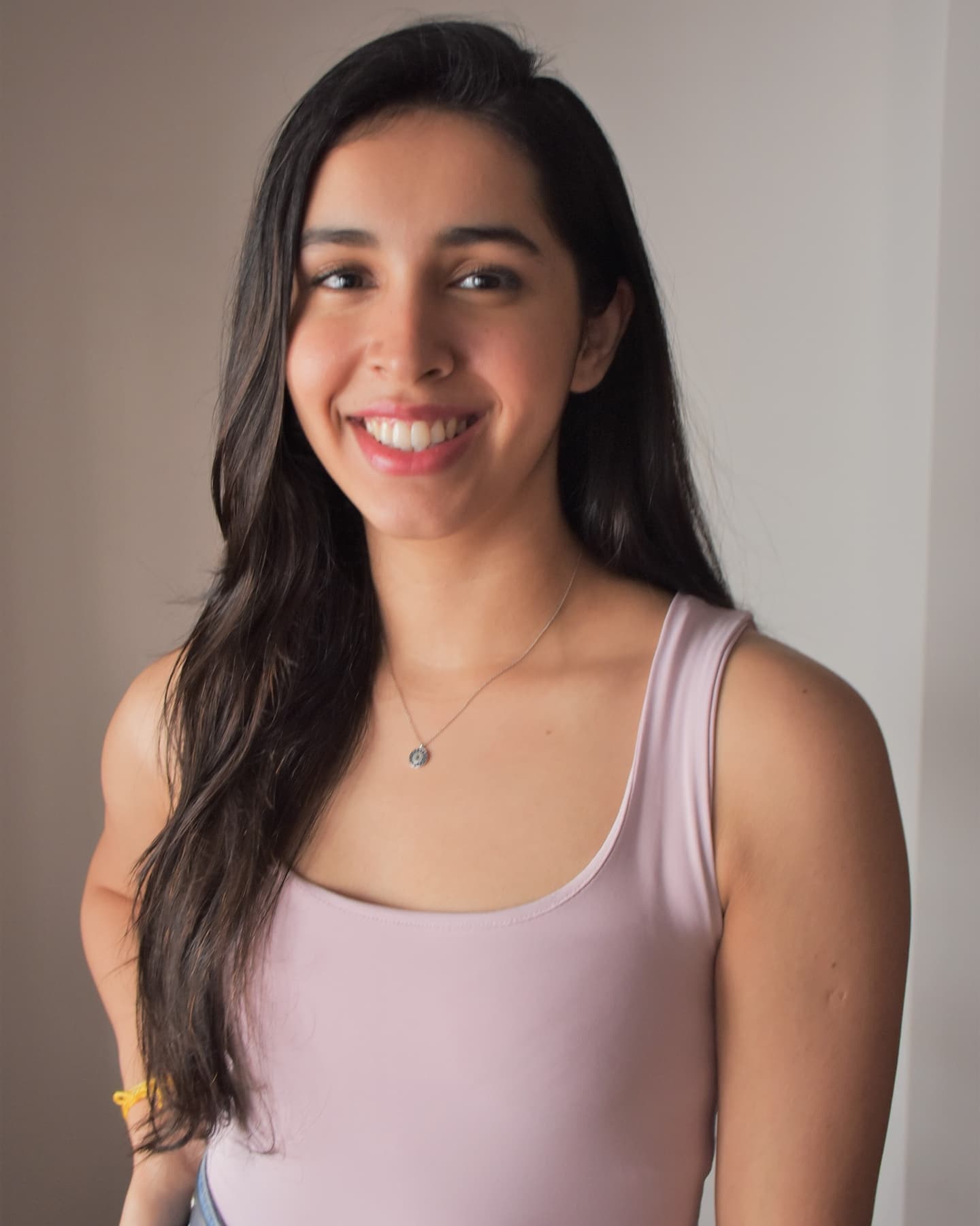 actor Kajol Chugh large photo